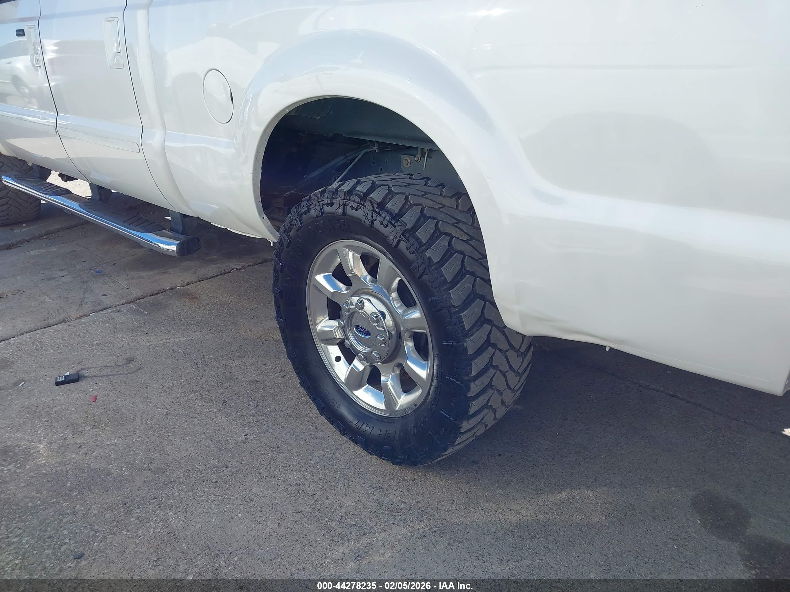 FORD F-250 image 6