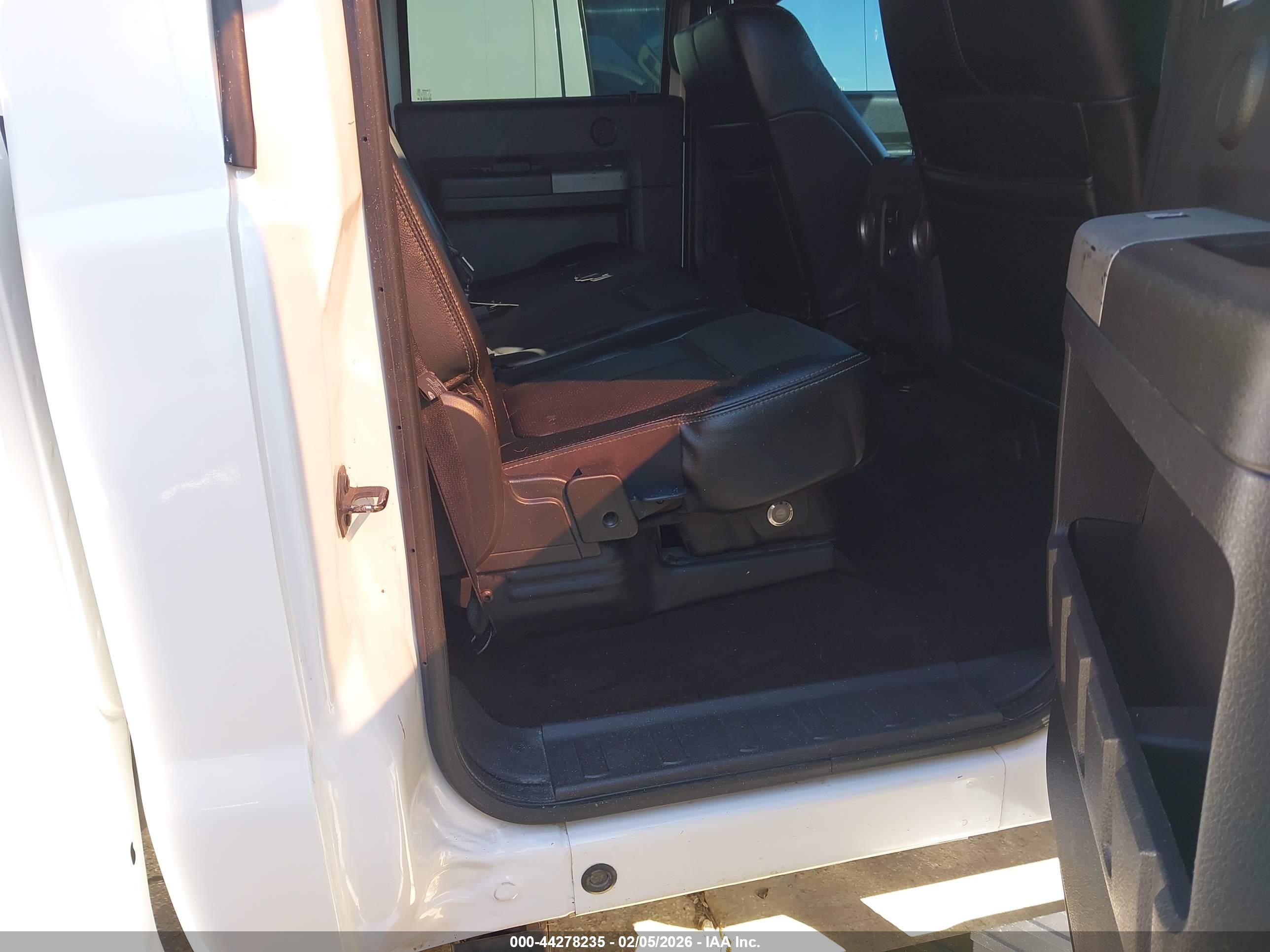 FORD F-250 image 8