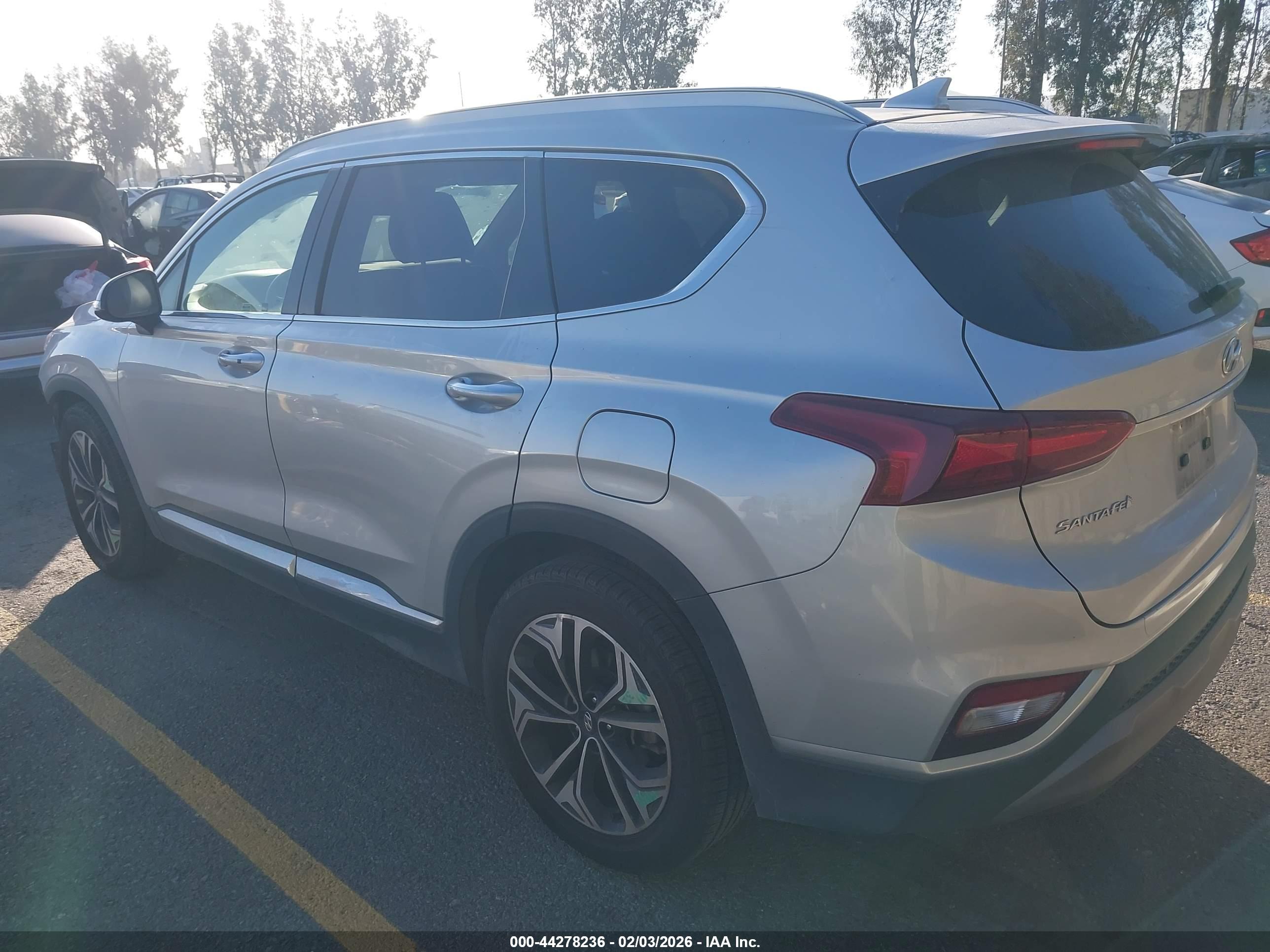HYUNDAI SANTA image 3