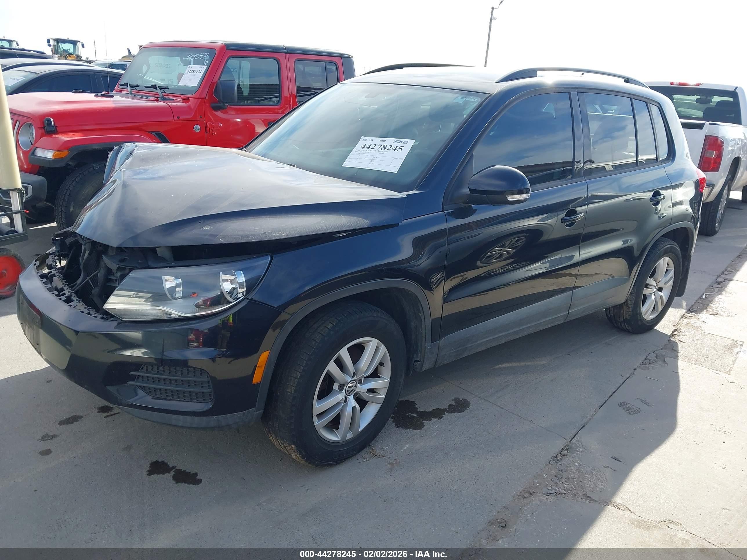 VOLKSWAGEN TIGUAN image 2