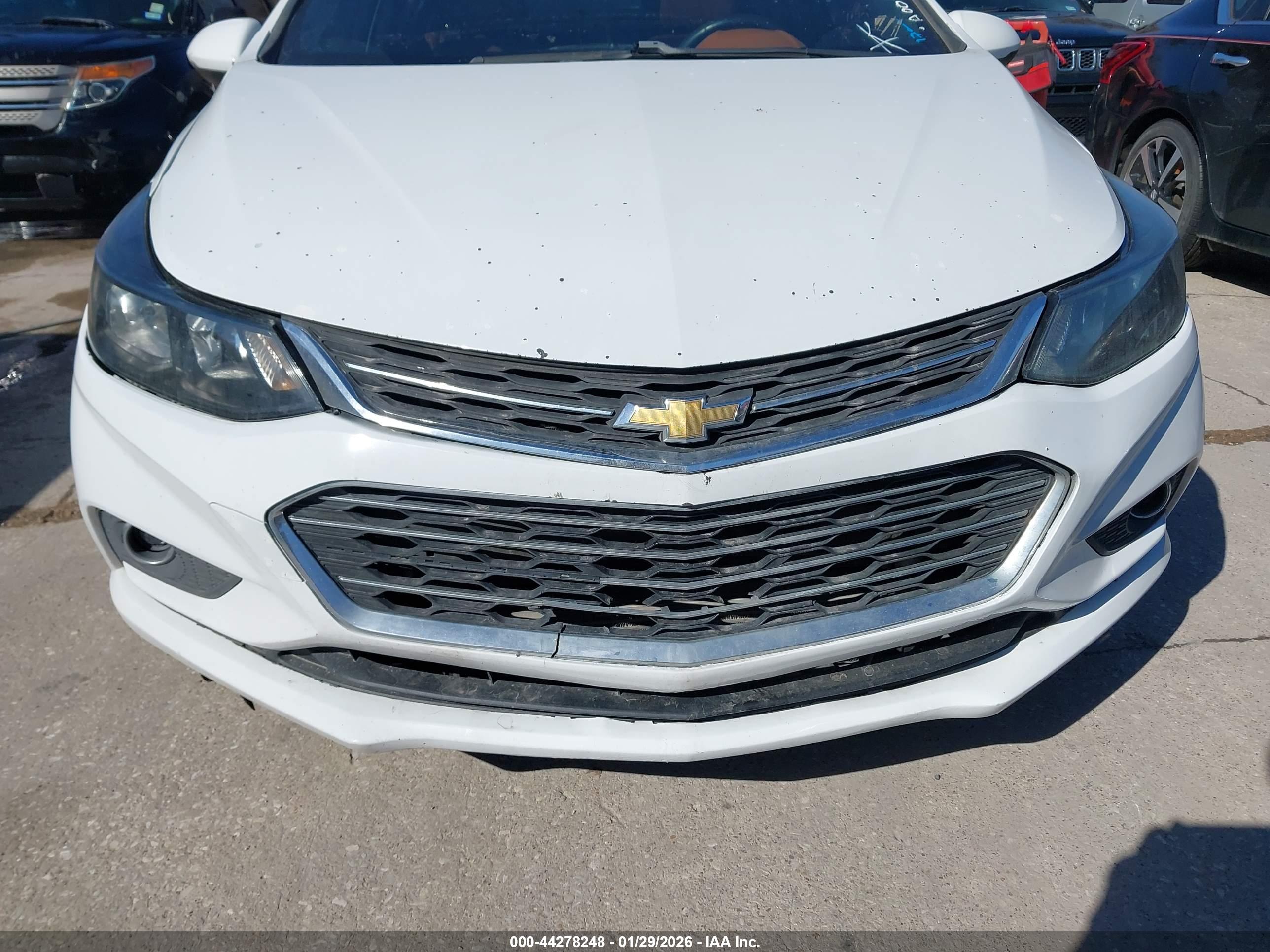 CHEVROLET CRUZE image 6