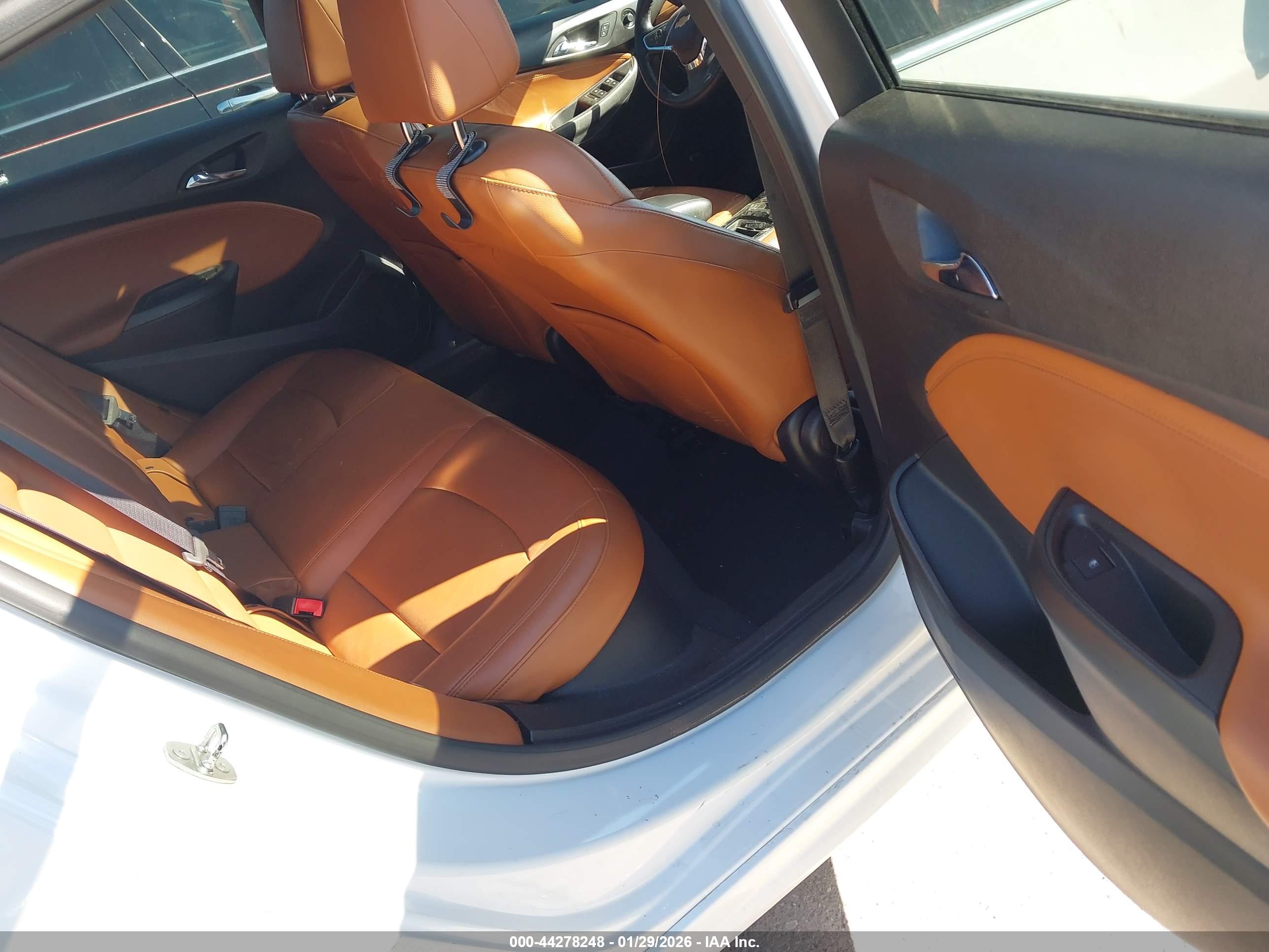 CHEVROLET CRUZE image 8