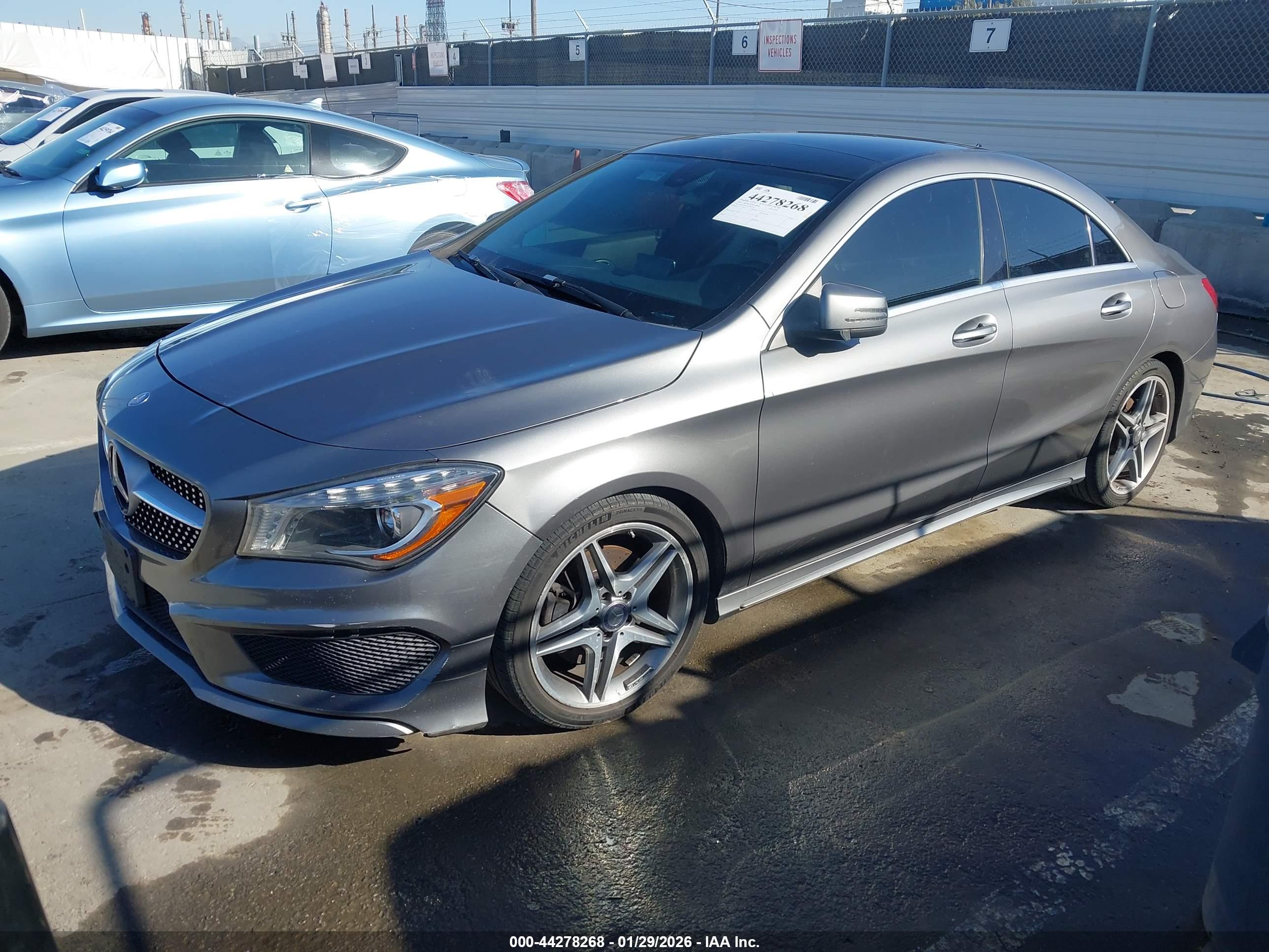 MERCEDES-BENZ CLA image 2