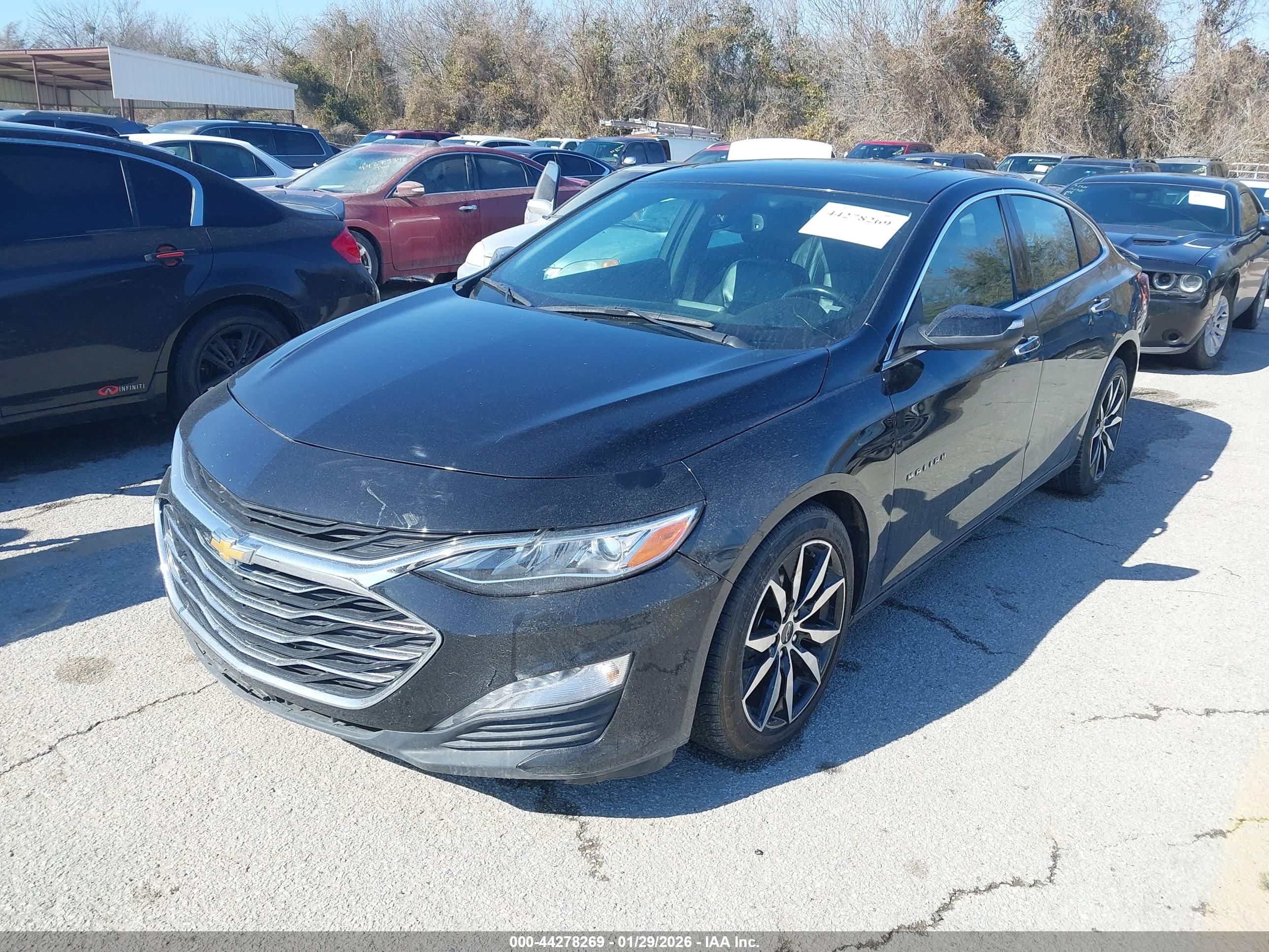 CHEVROLET MALIBU image 2