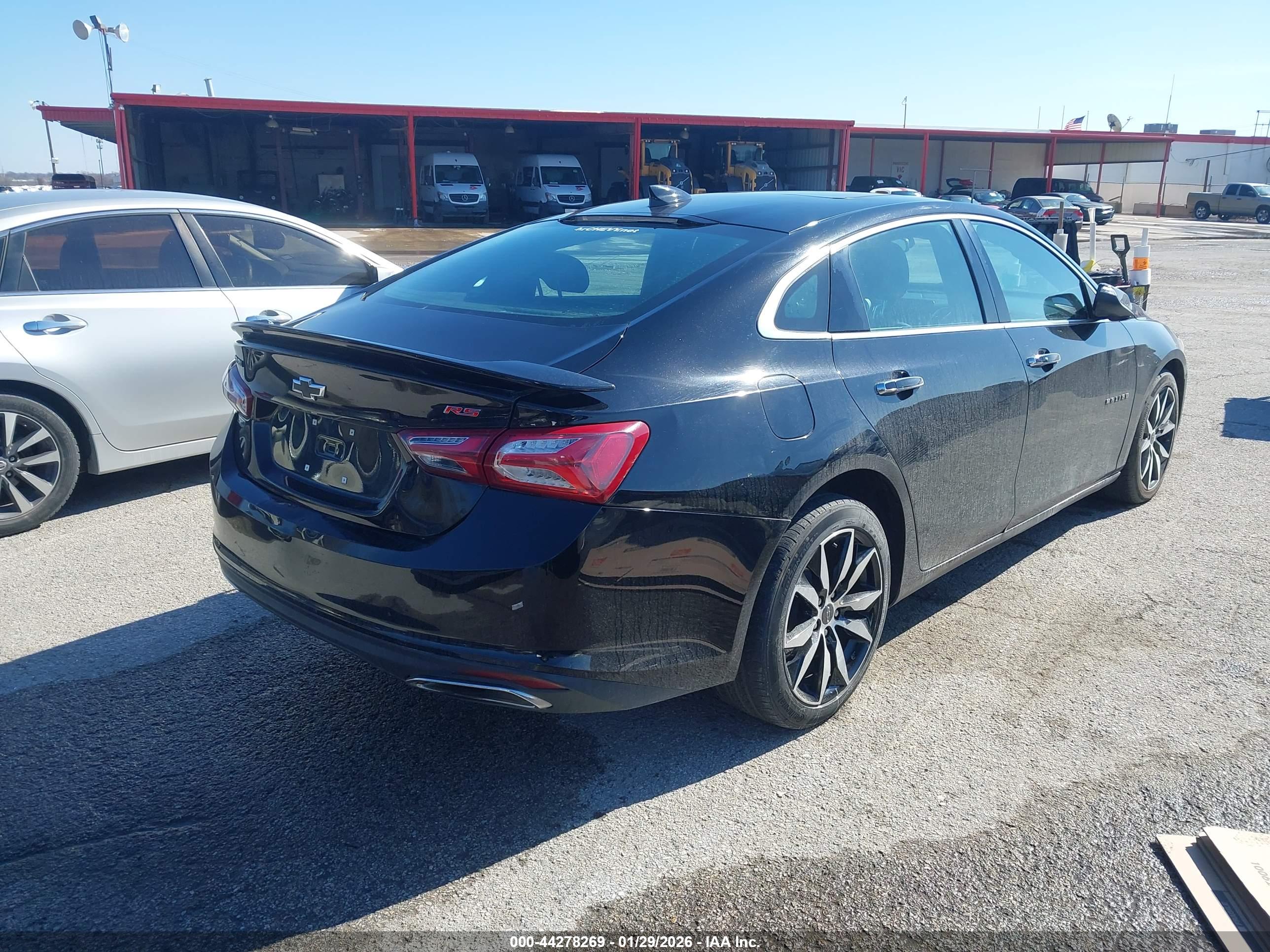 CHEVROLET MALIBU image 4