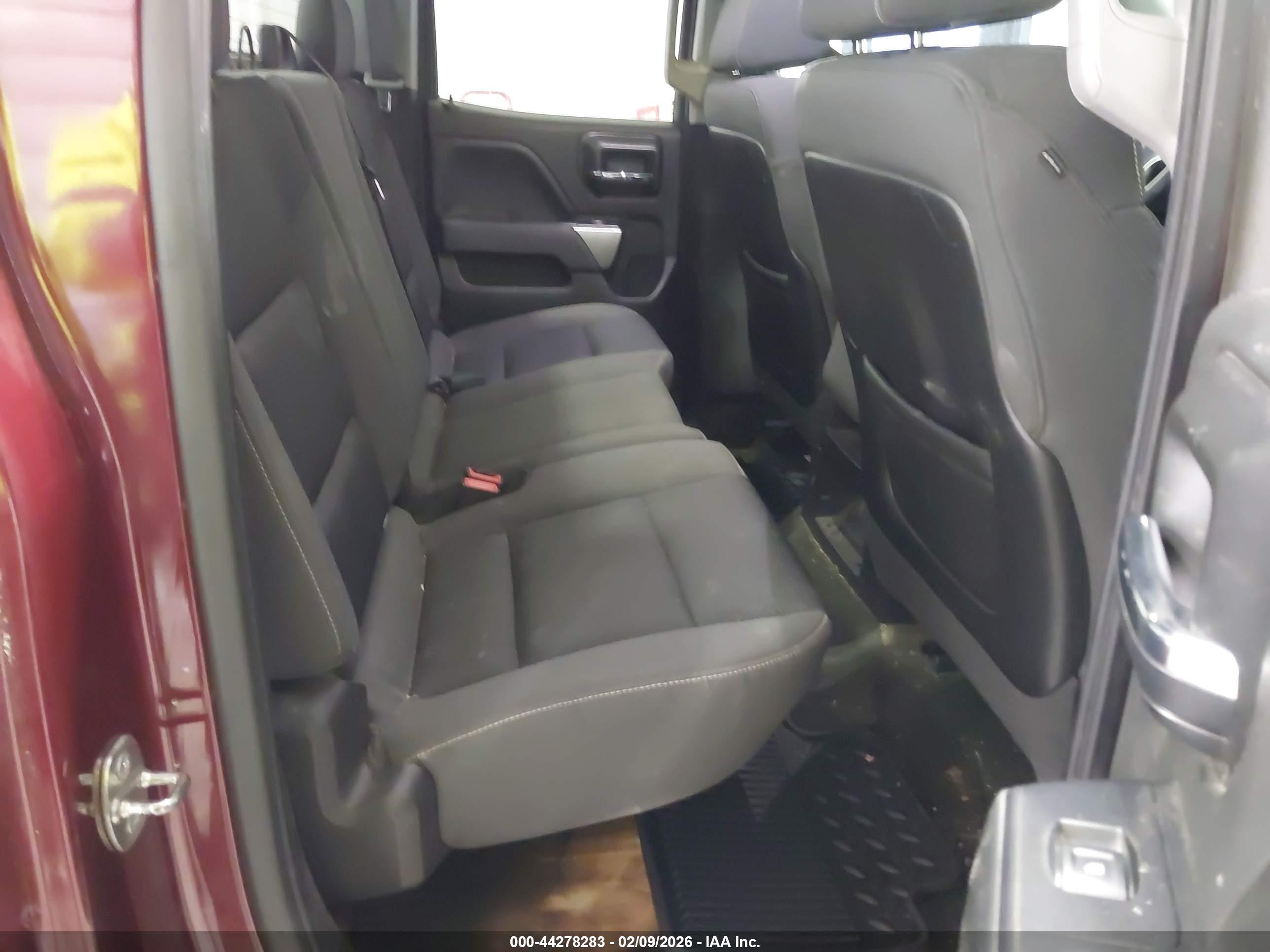 CHEVROLET SILVERADO image 8