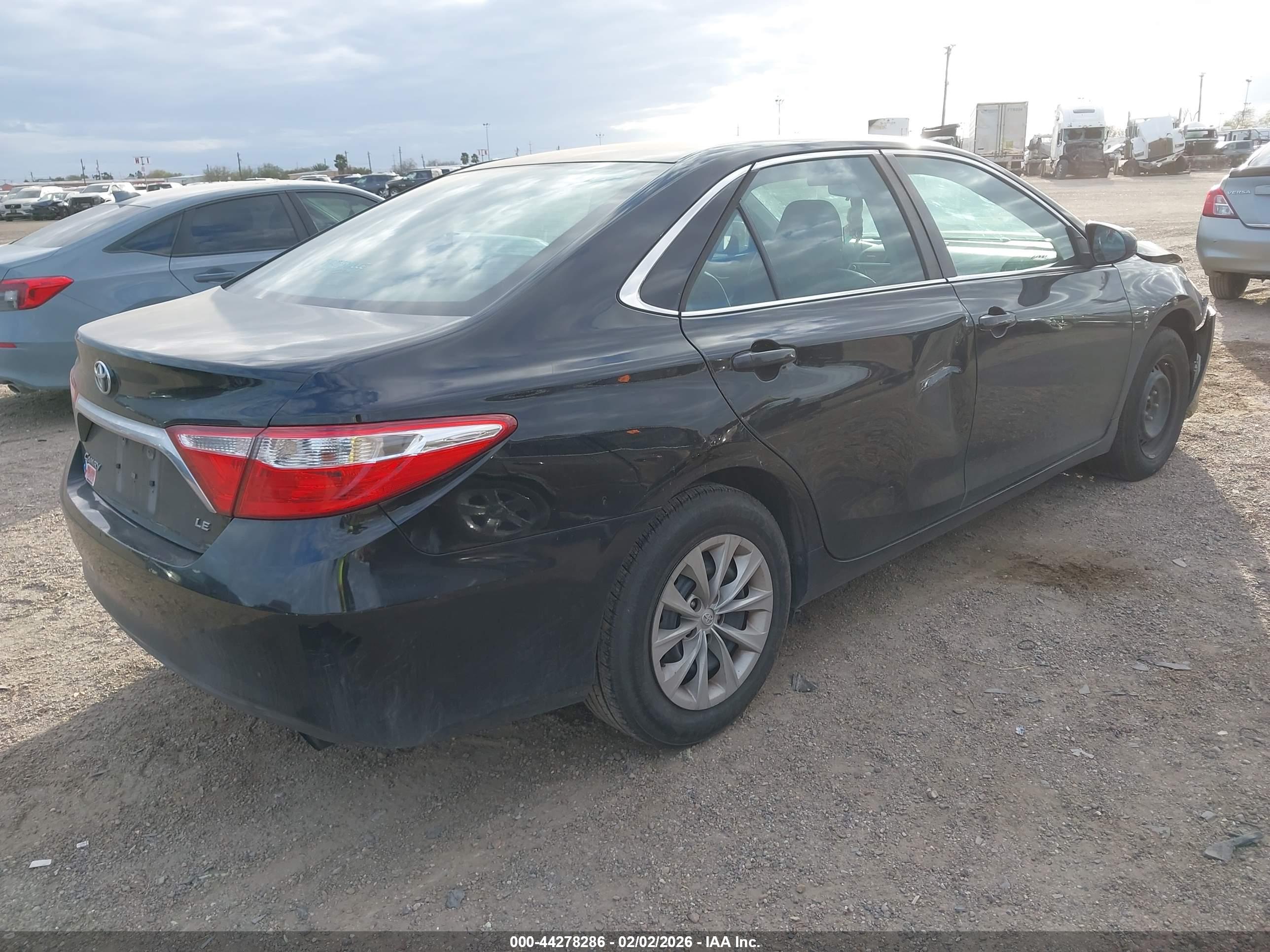 TOYOTA CAMRY image 4
