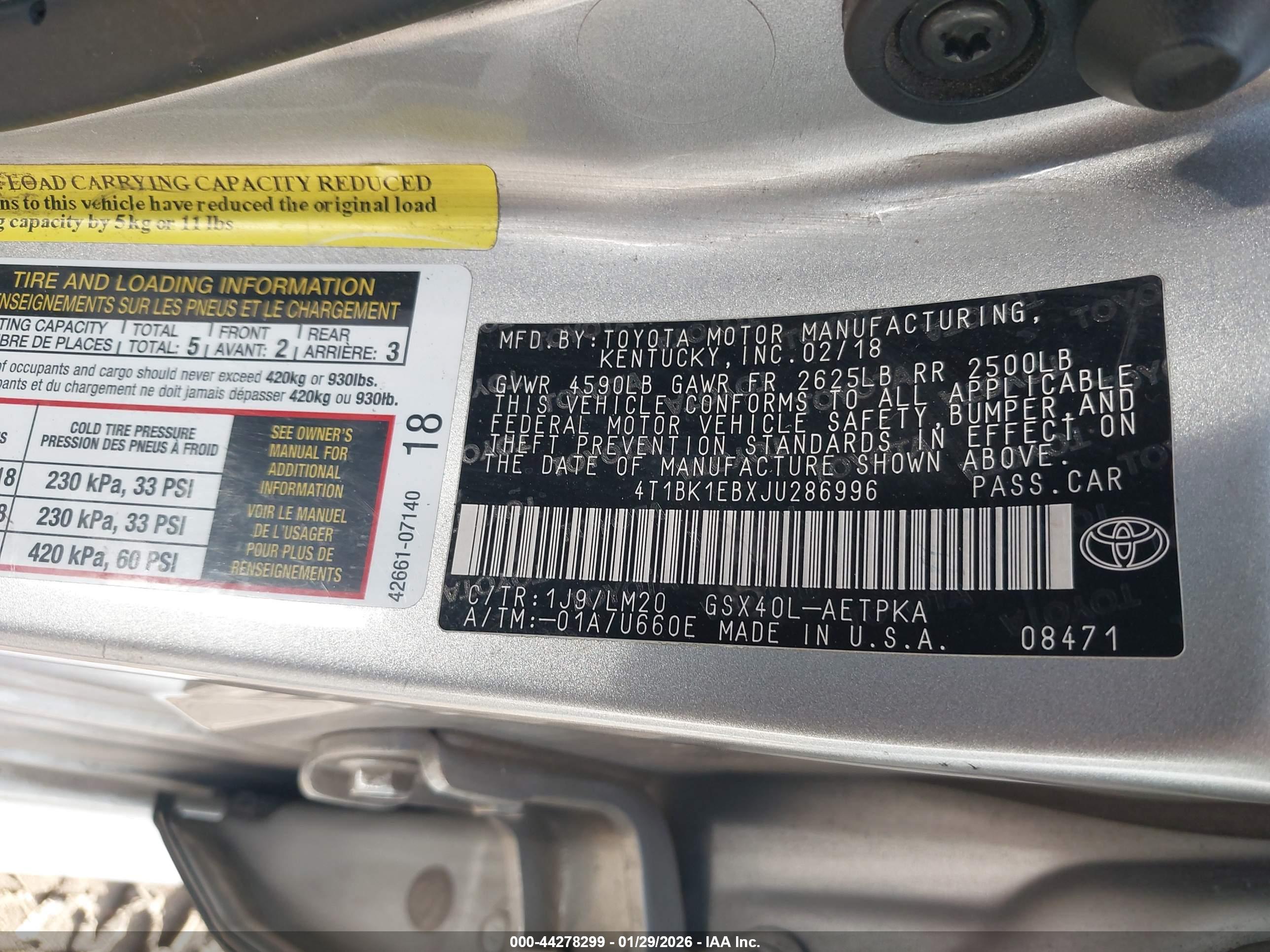 TOYOTA AVALON image 9