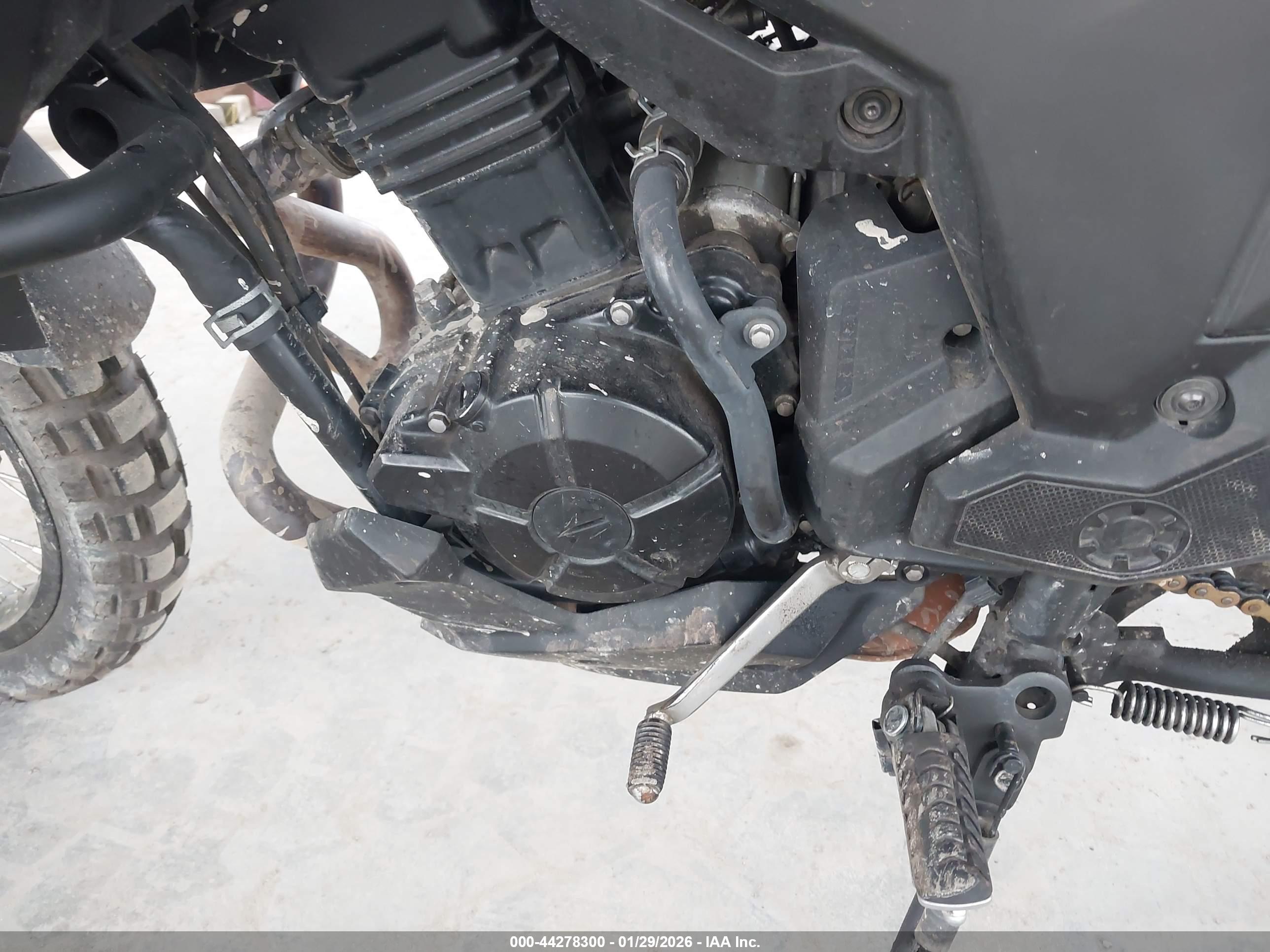 KAWASAKI KLE300 image 9