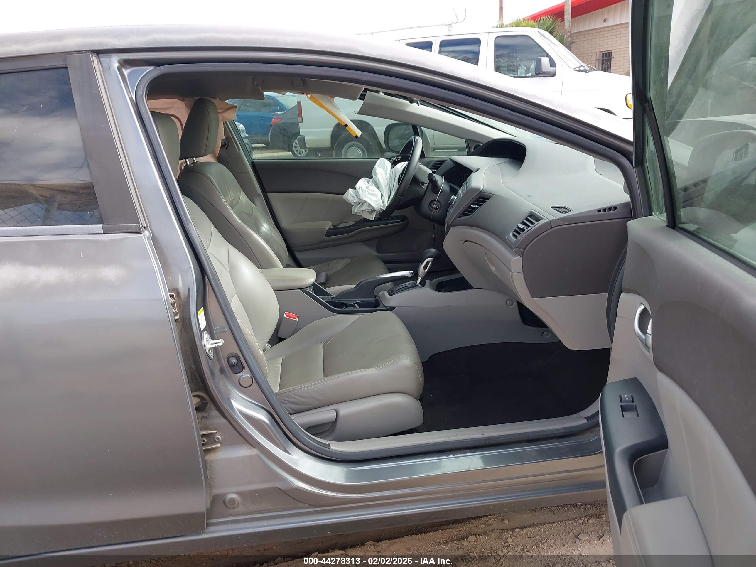 HONDA CIVIC image 5