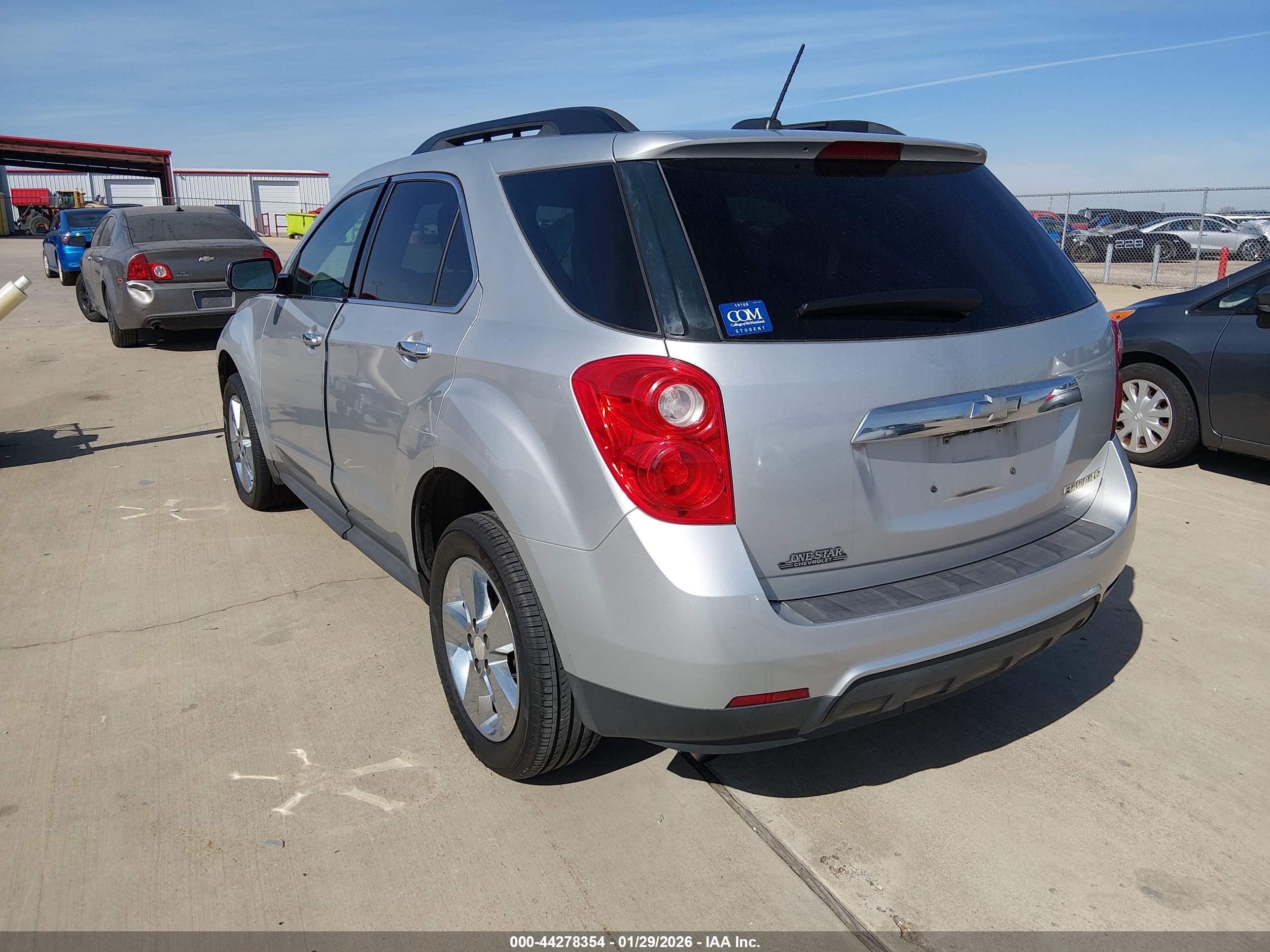 CHEVROLET EQUINOX image 3