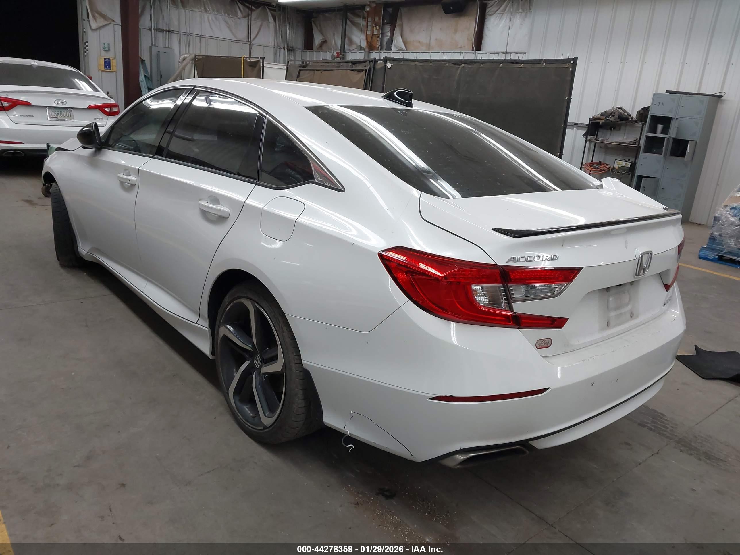 HONDA ACCORD image 3