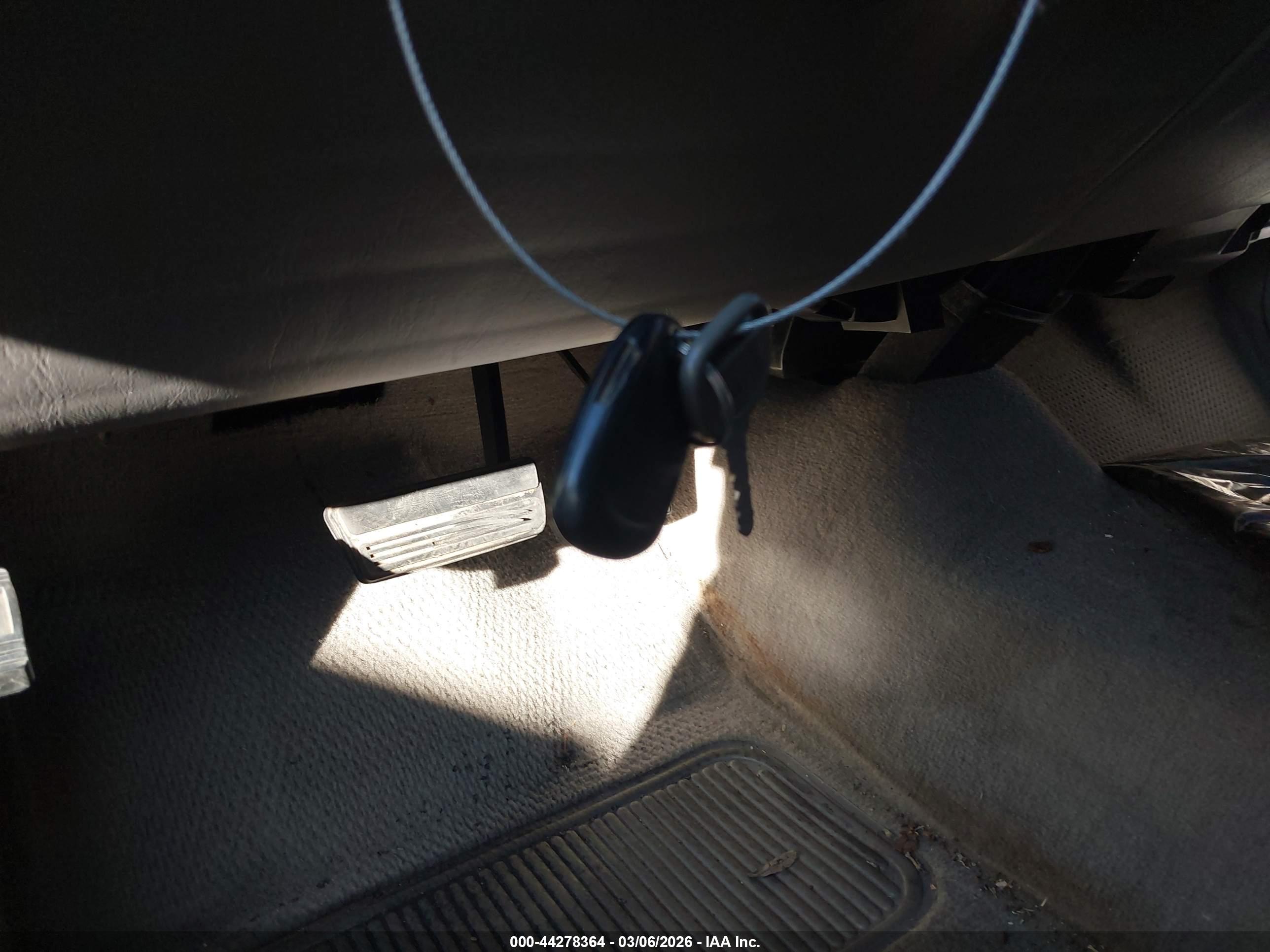 BUICK LESABRE image 11
