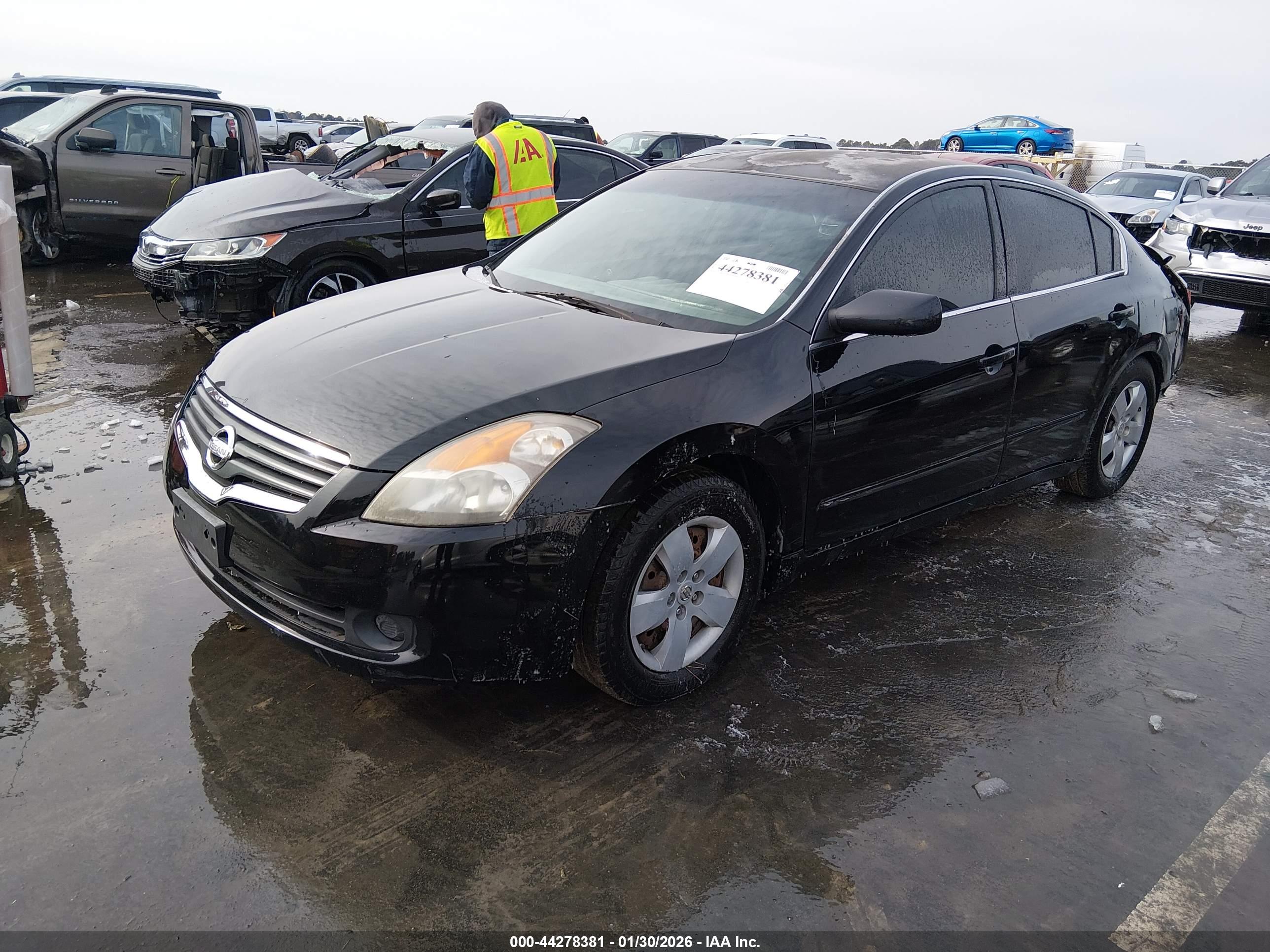 NISSAN ALTIMA image 2