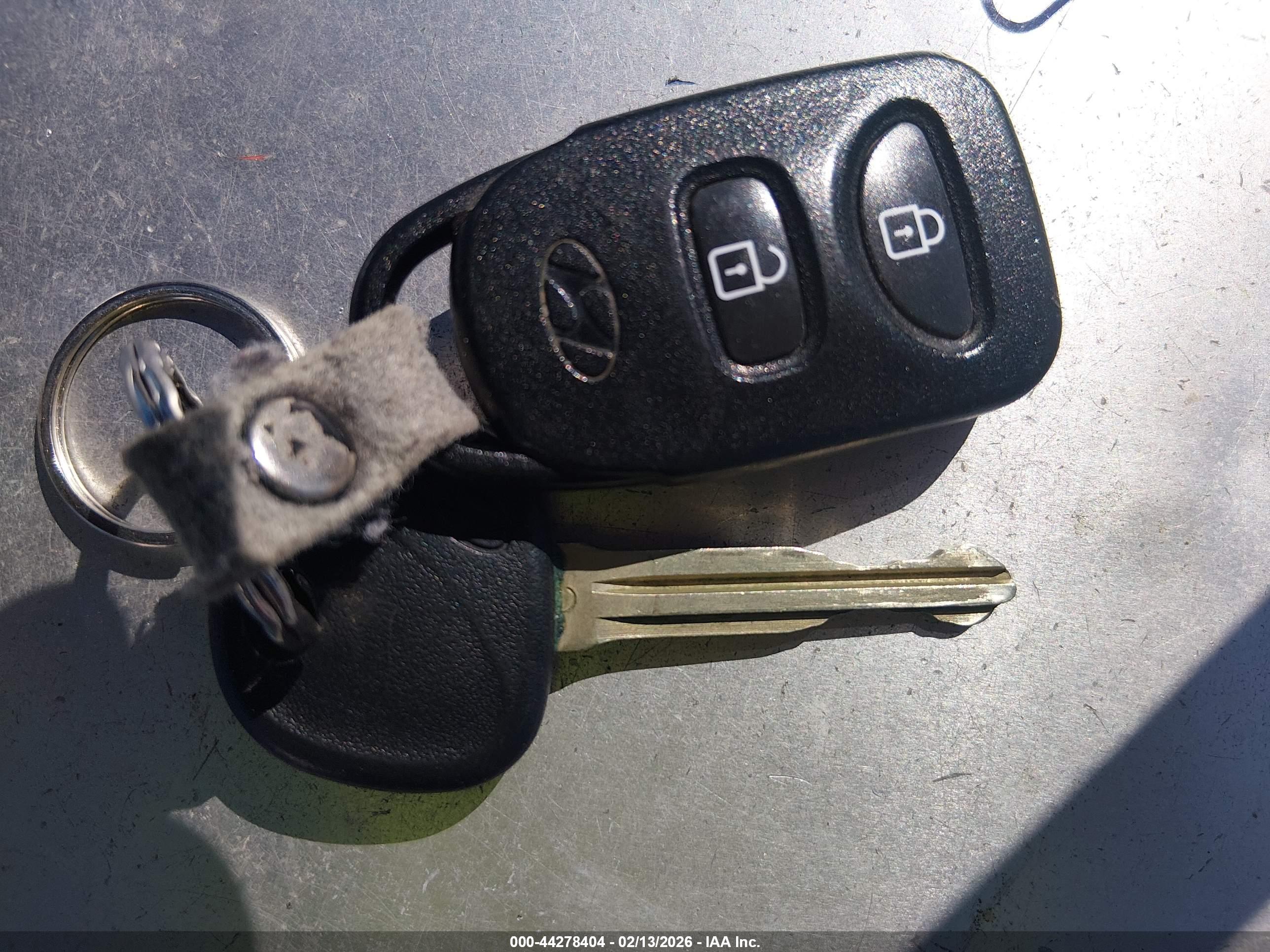 HYUNDAI TUCSON image 11