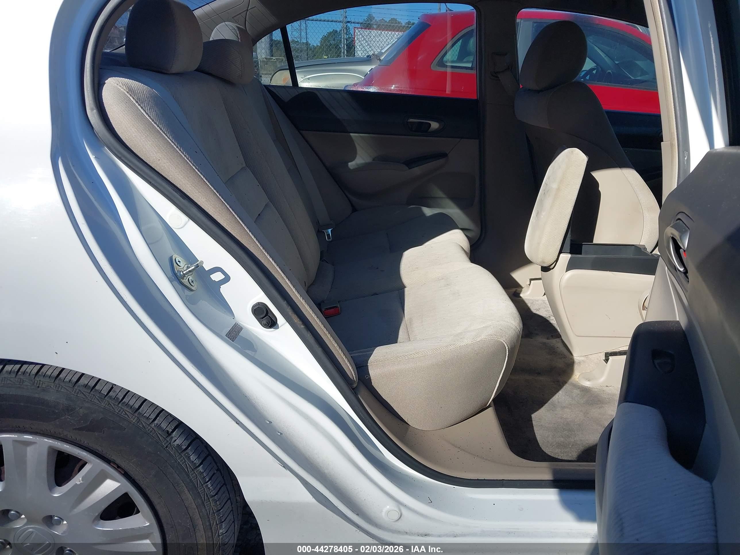 HONDA CIVIC image 8