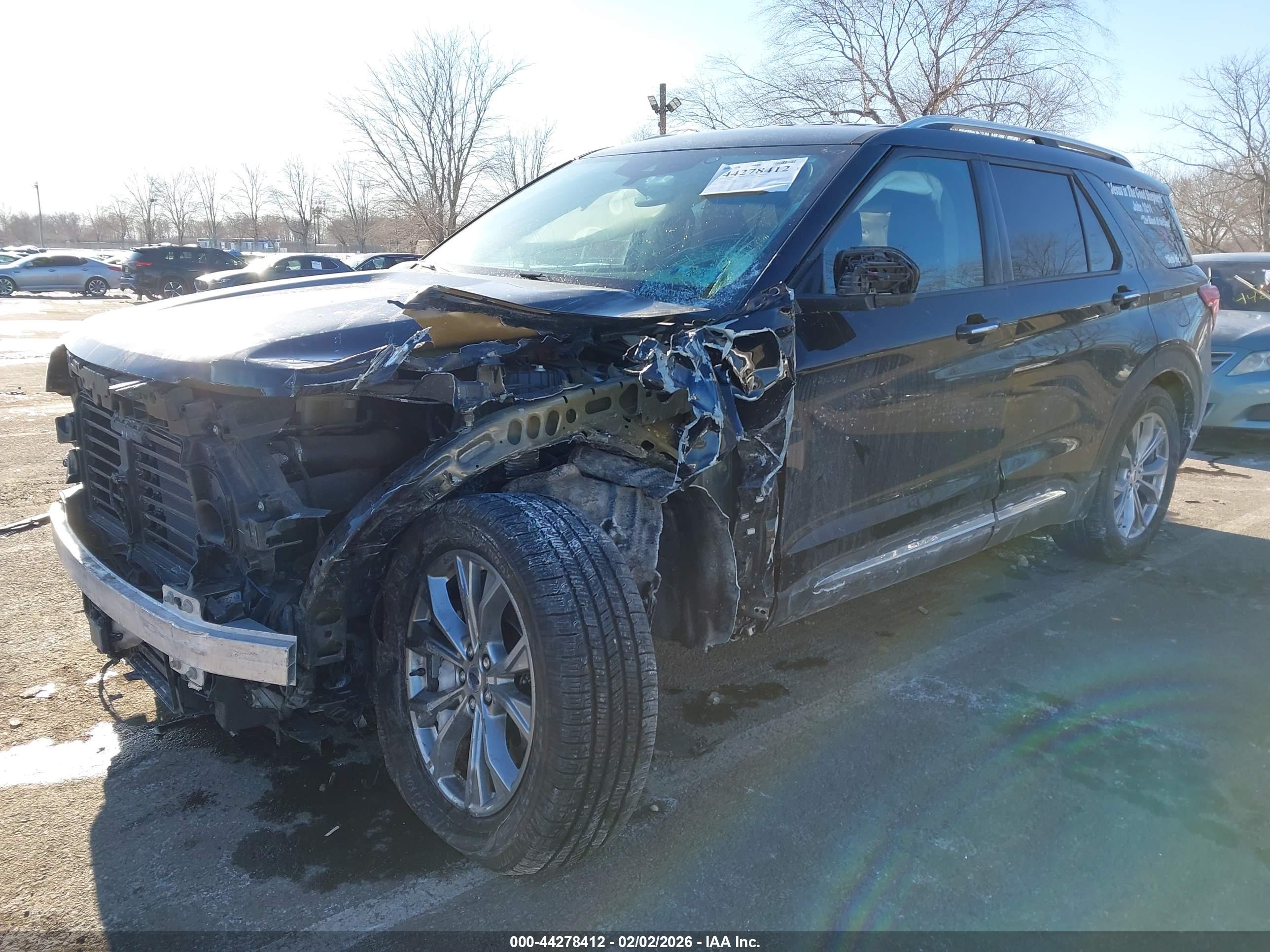 FORD EXPLORER image 2