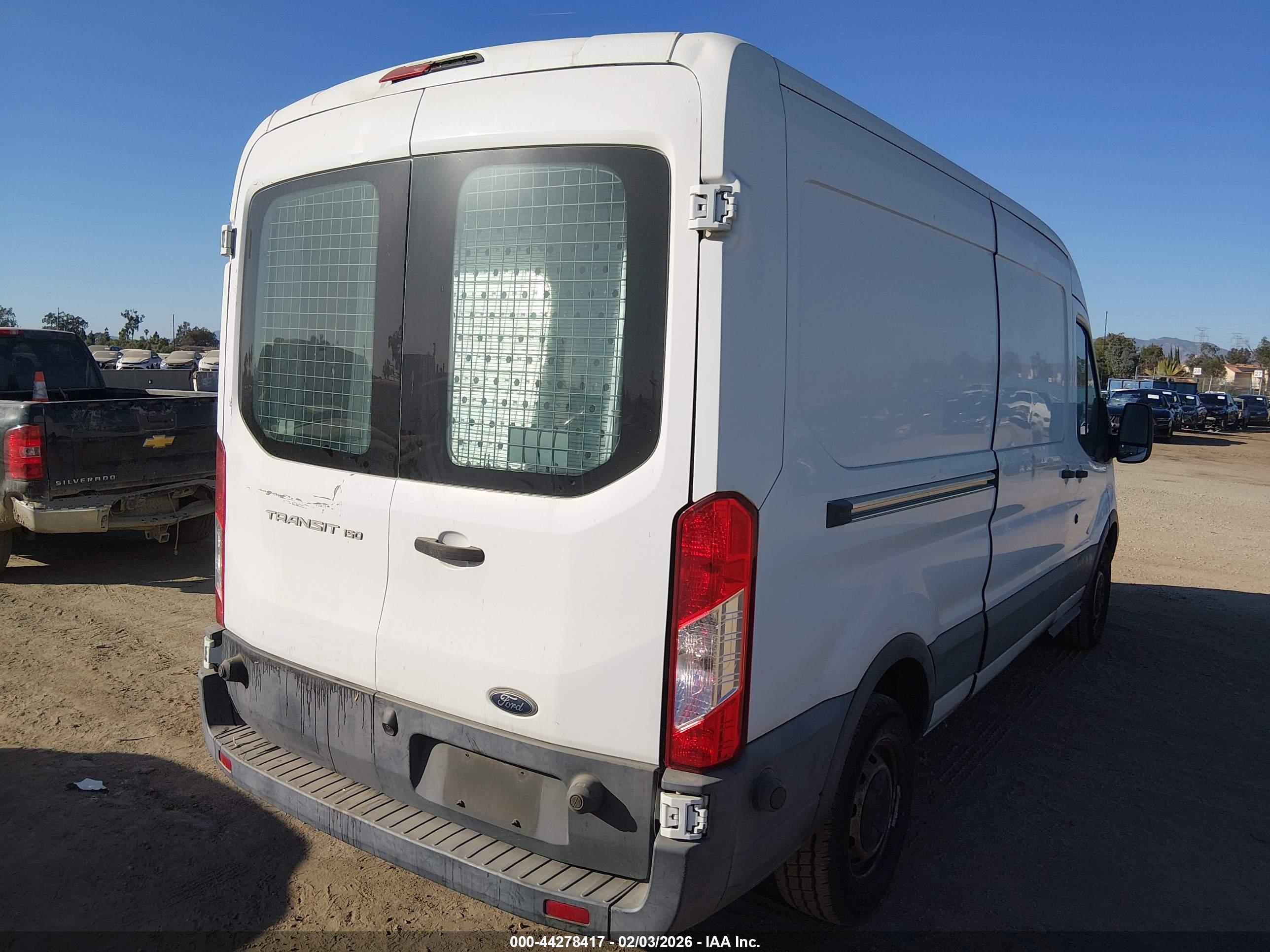 FORD TRANSIT-150 image 4