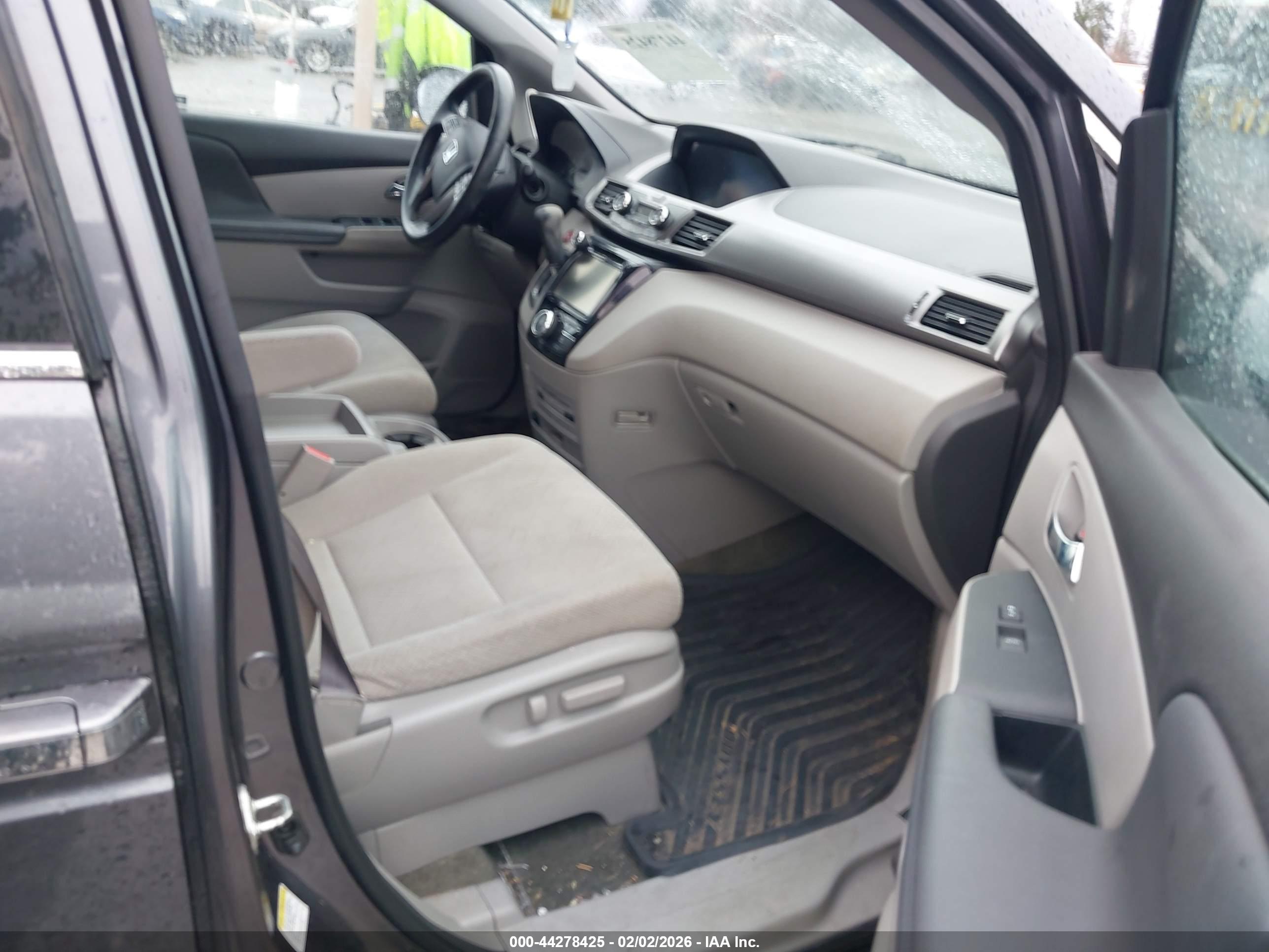 HONDA ODYSSEY image 5
