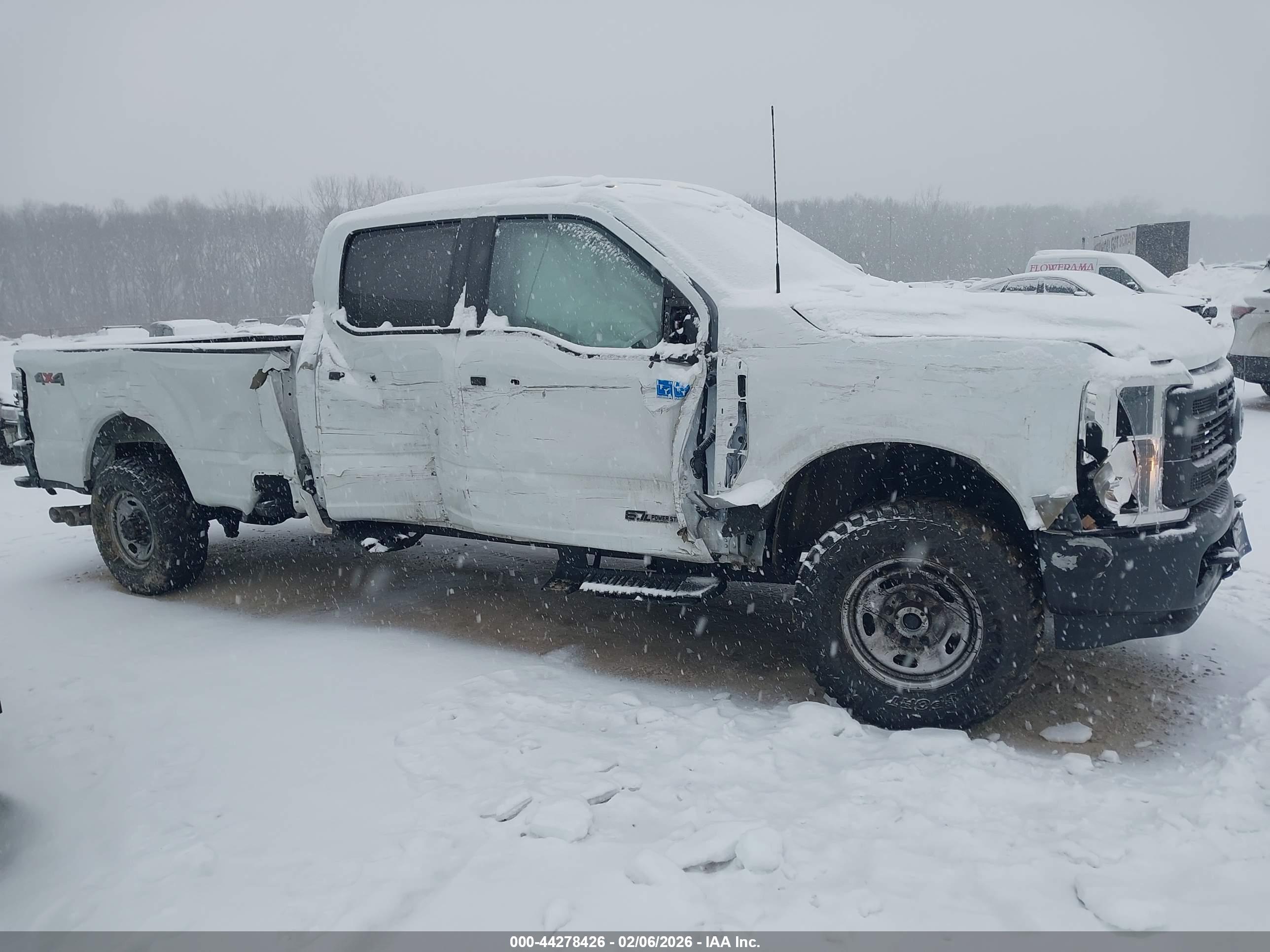 FORD F-350 image 6