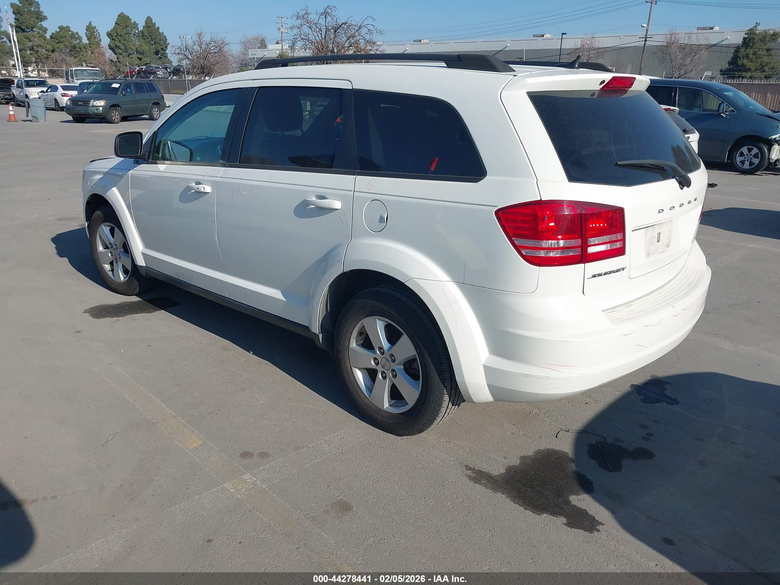 DODGE JOURNEY image 3