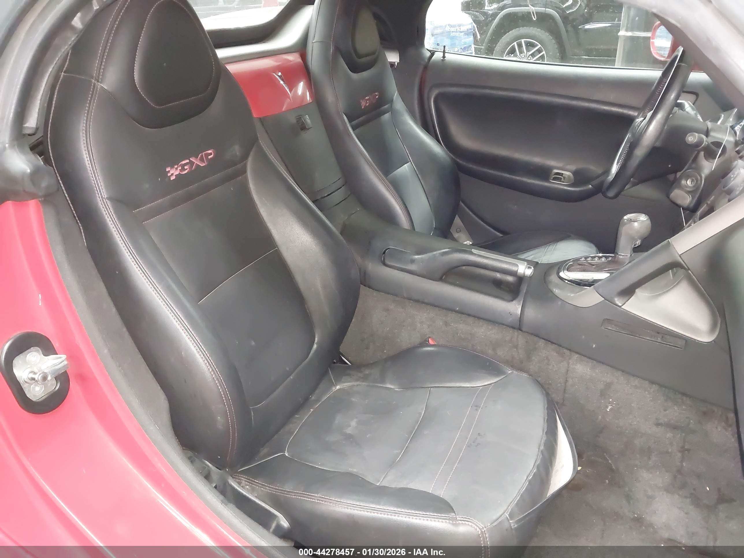 PONTIAC SOLSTICE image 8