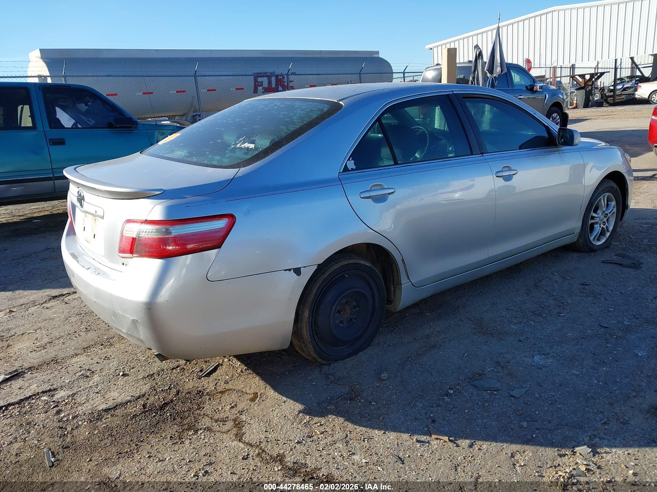 TOYOTA CAMRY image 4