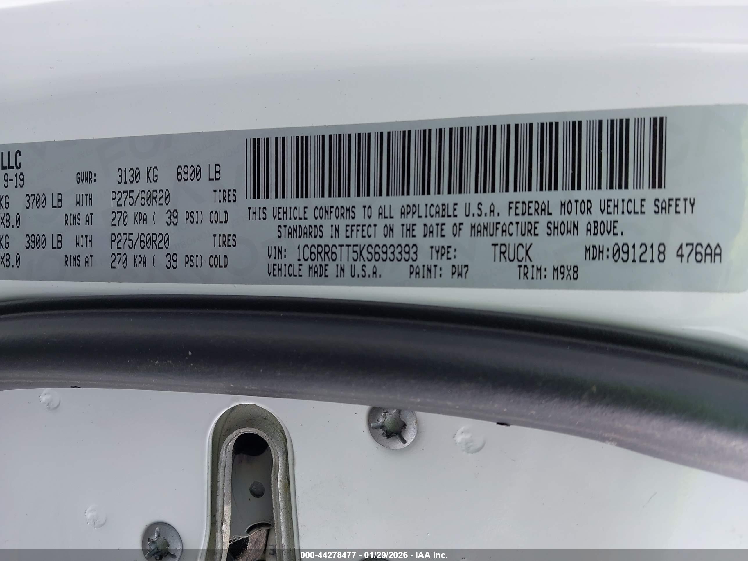 RAM 1500 image 9