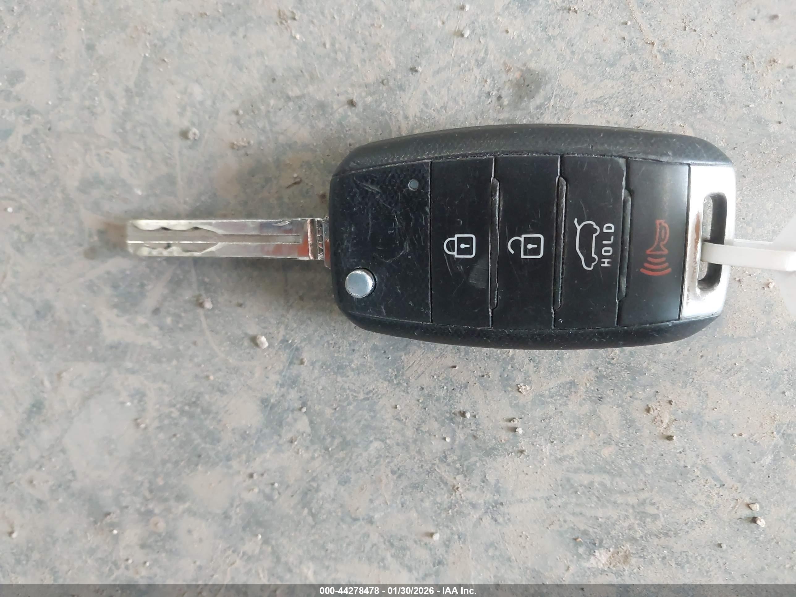 KIA SPORTAGE image 11