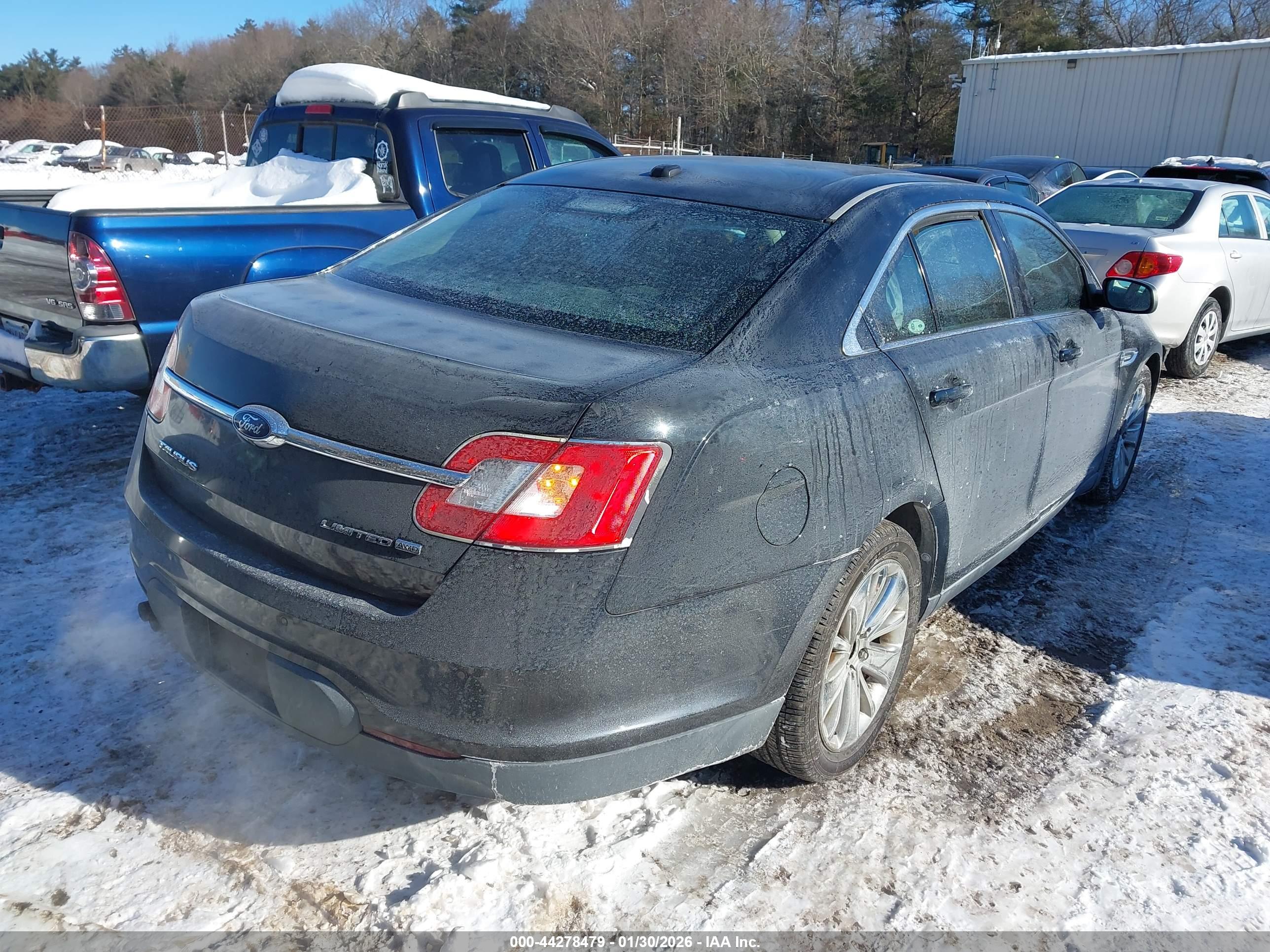 FORD TAURUS image 4