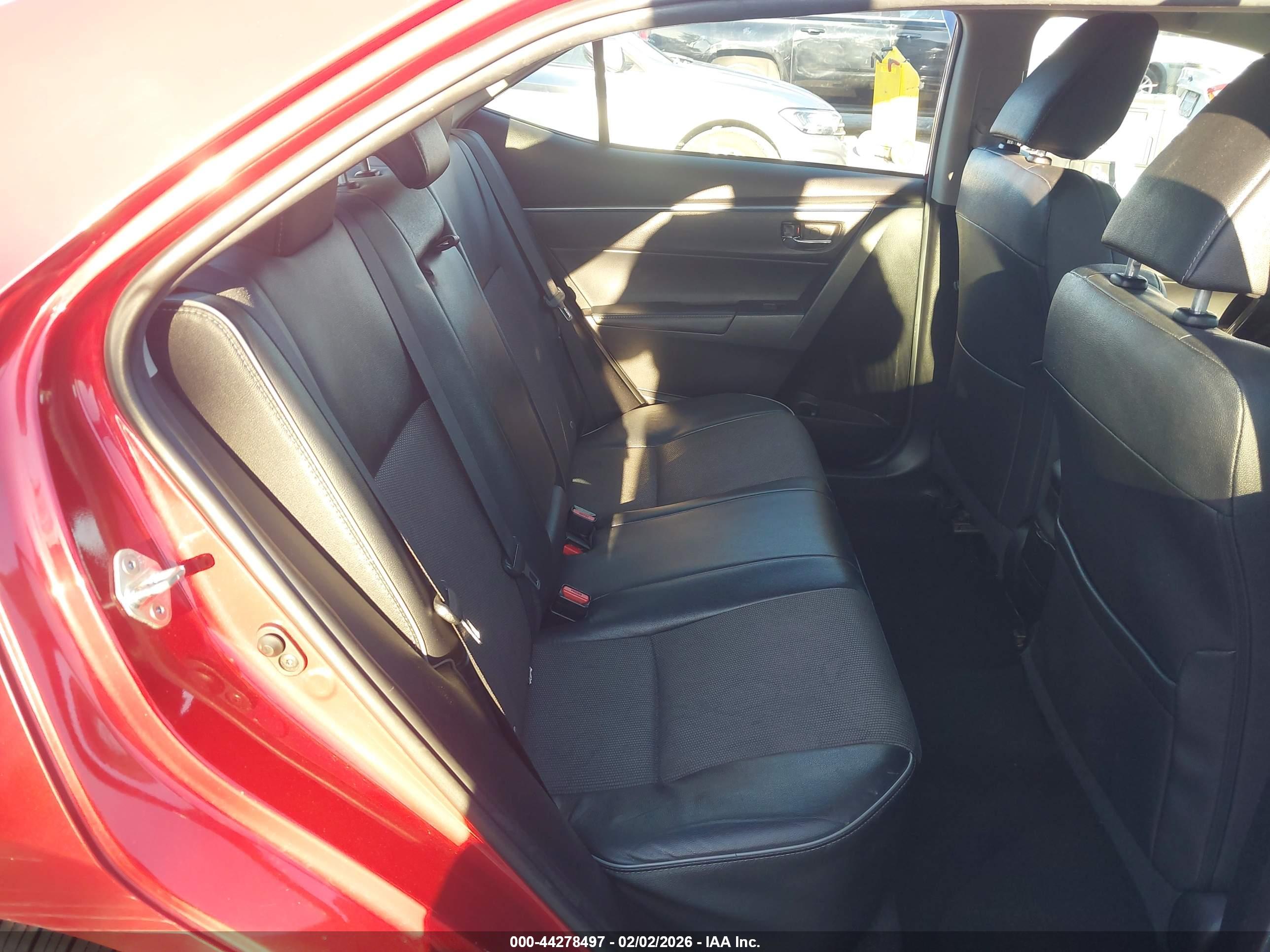 TOYOTA COROLLA image 8