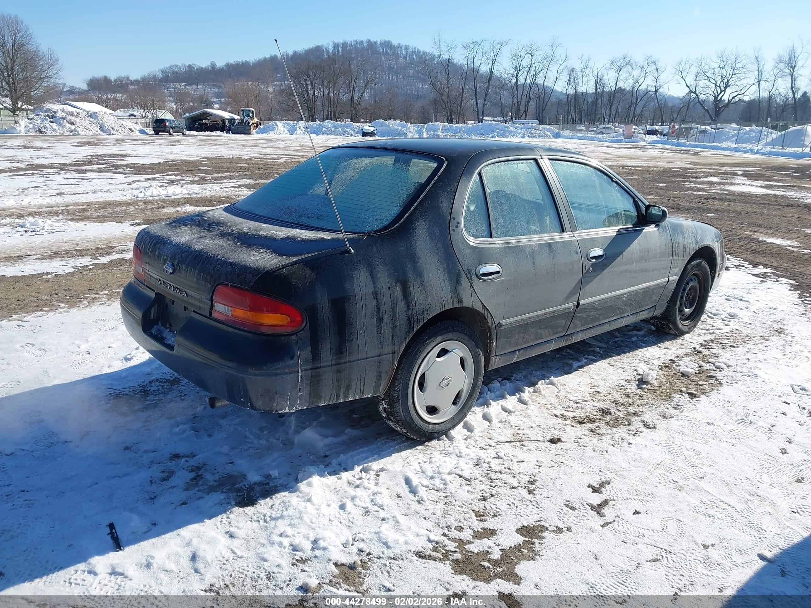NISSAN ALTIMA image 4