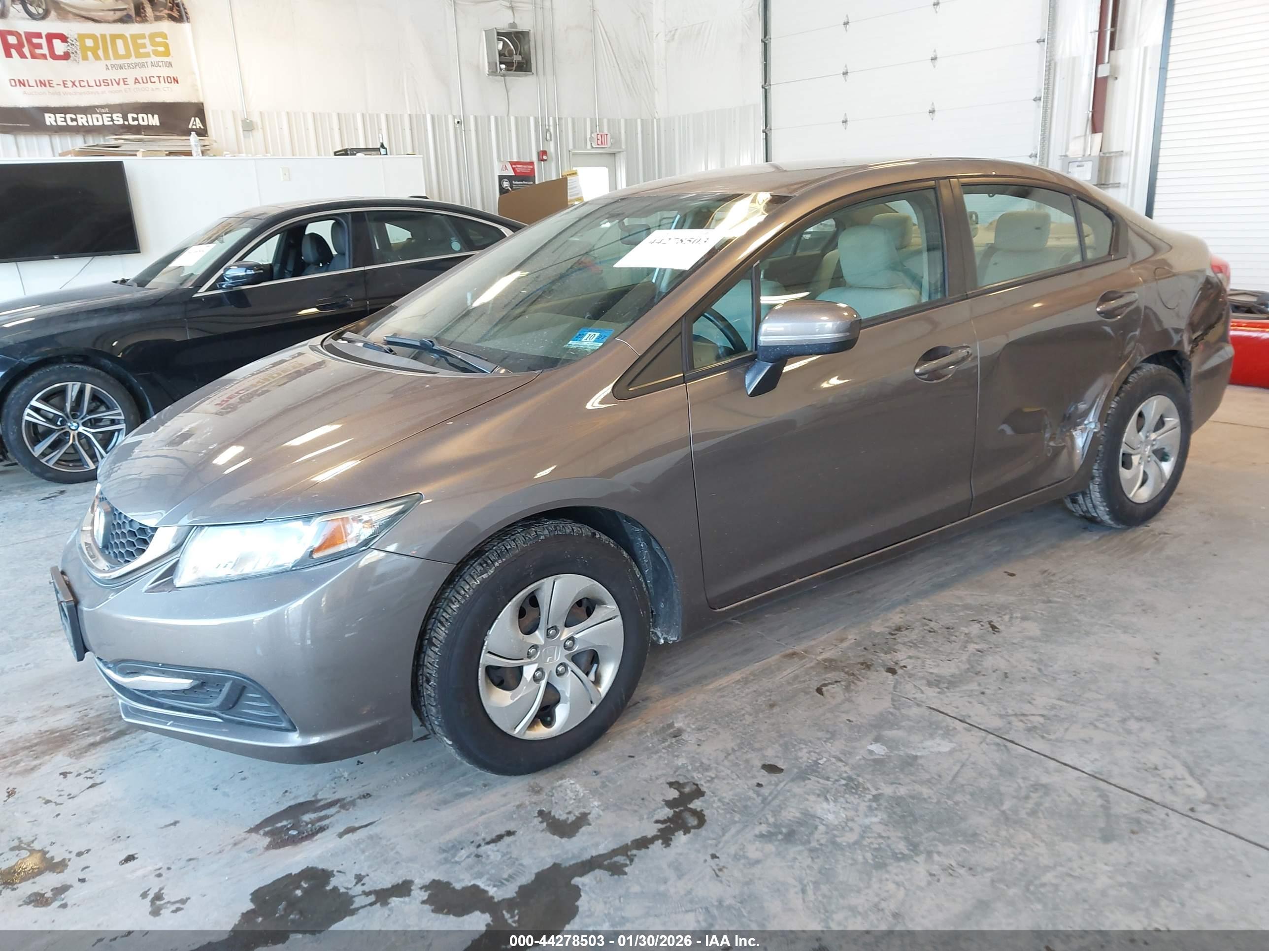HONDA CIVIC image 2