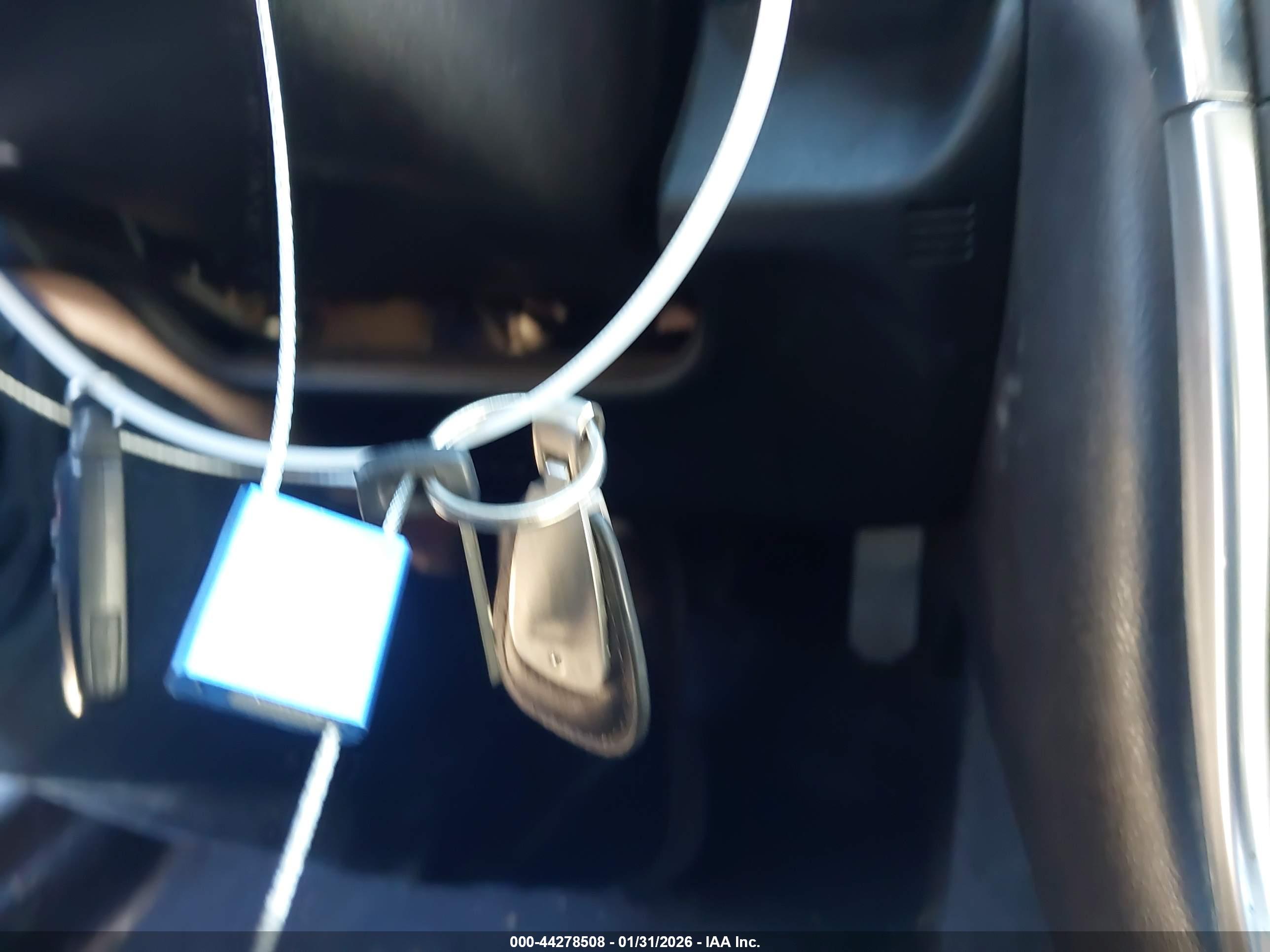 TOYOTA CAMRY image 11