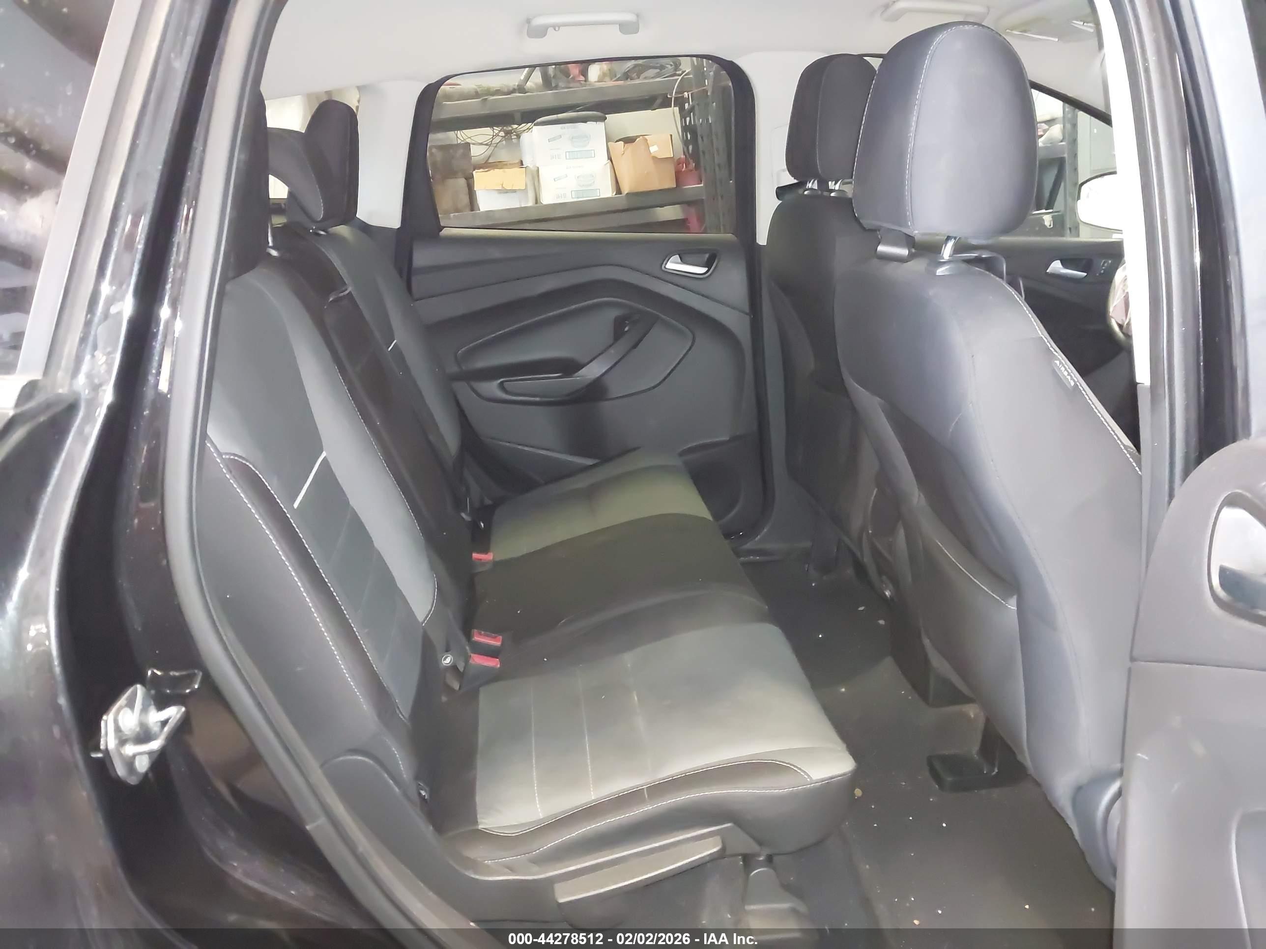 FORD ESCAPE image 8