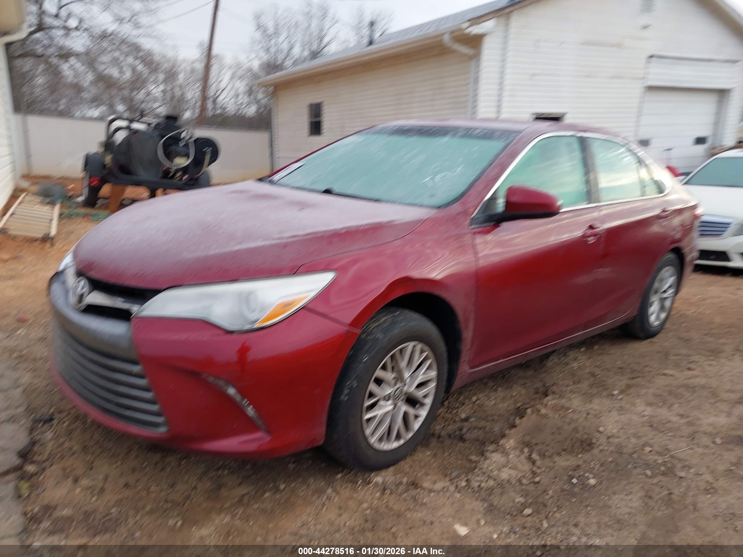 TOYOTA CAMRY image 2