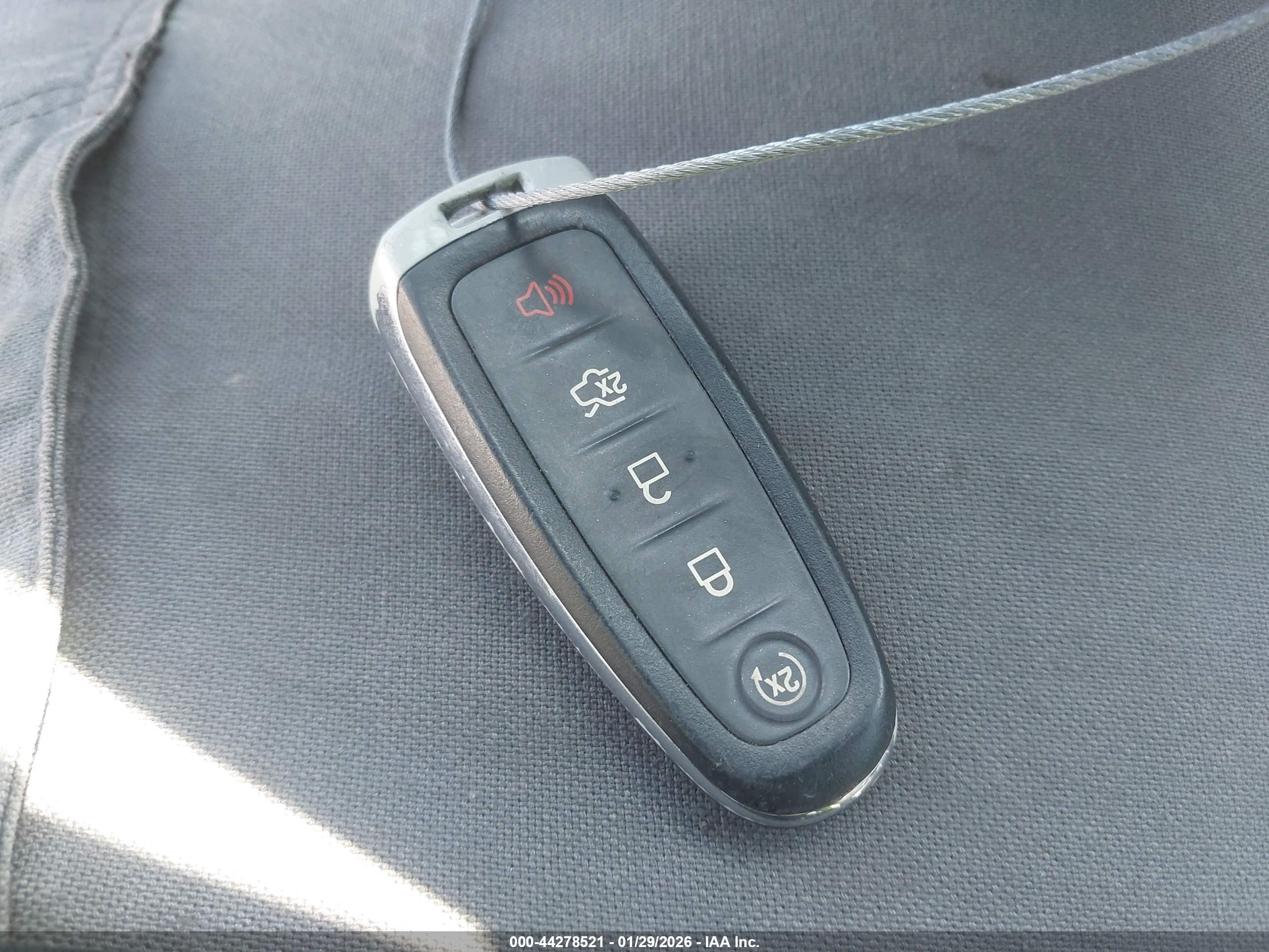 FORD EXPLORER image 11
