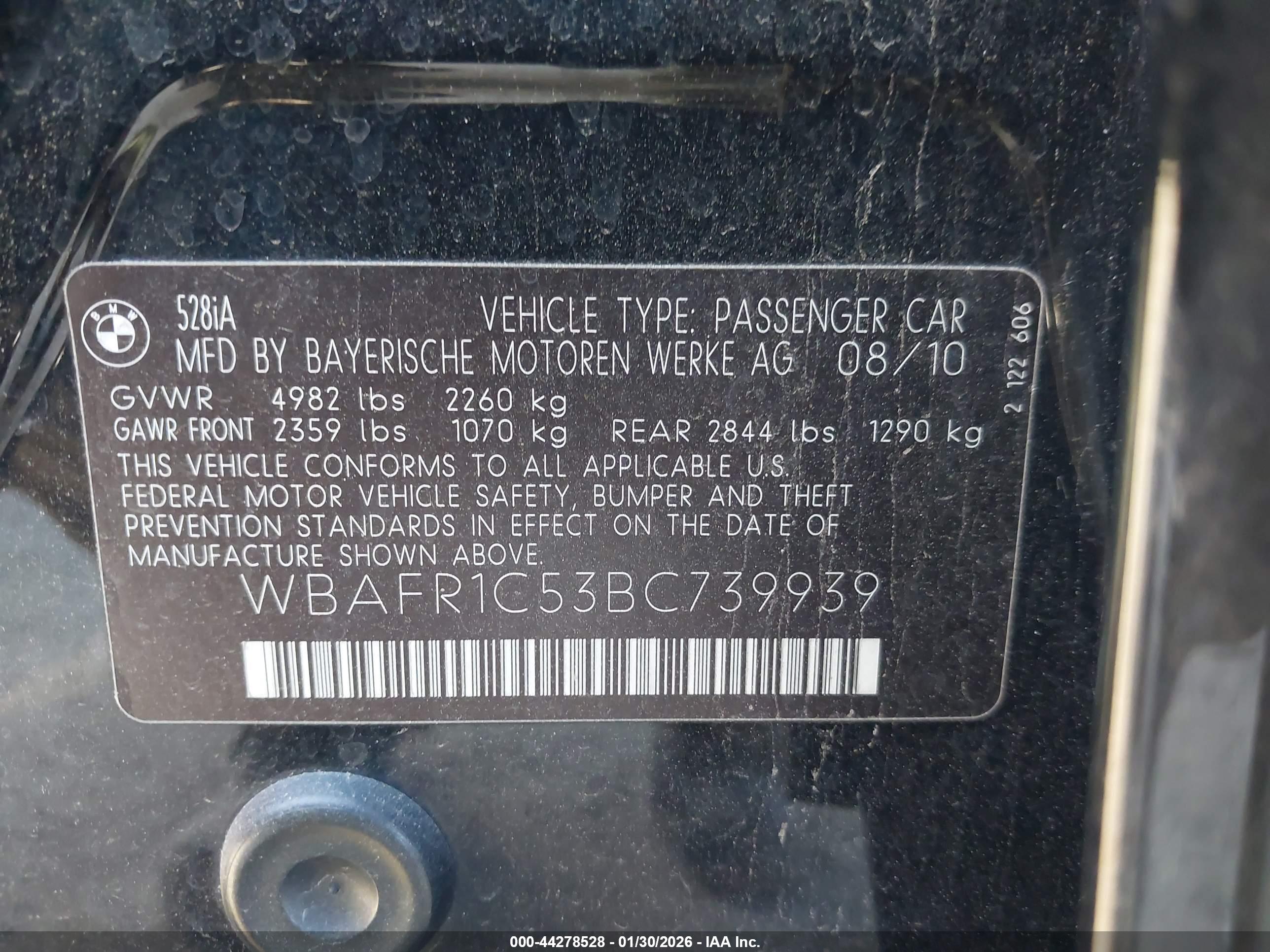 BMW 528I image 9