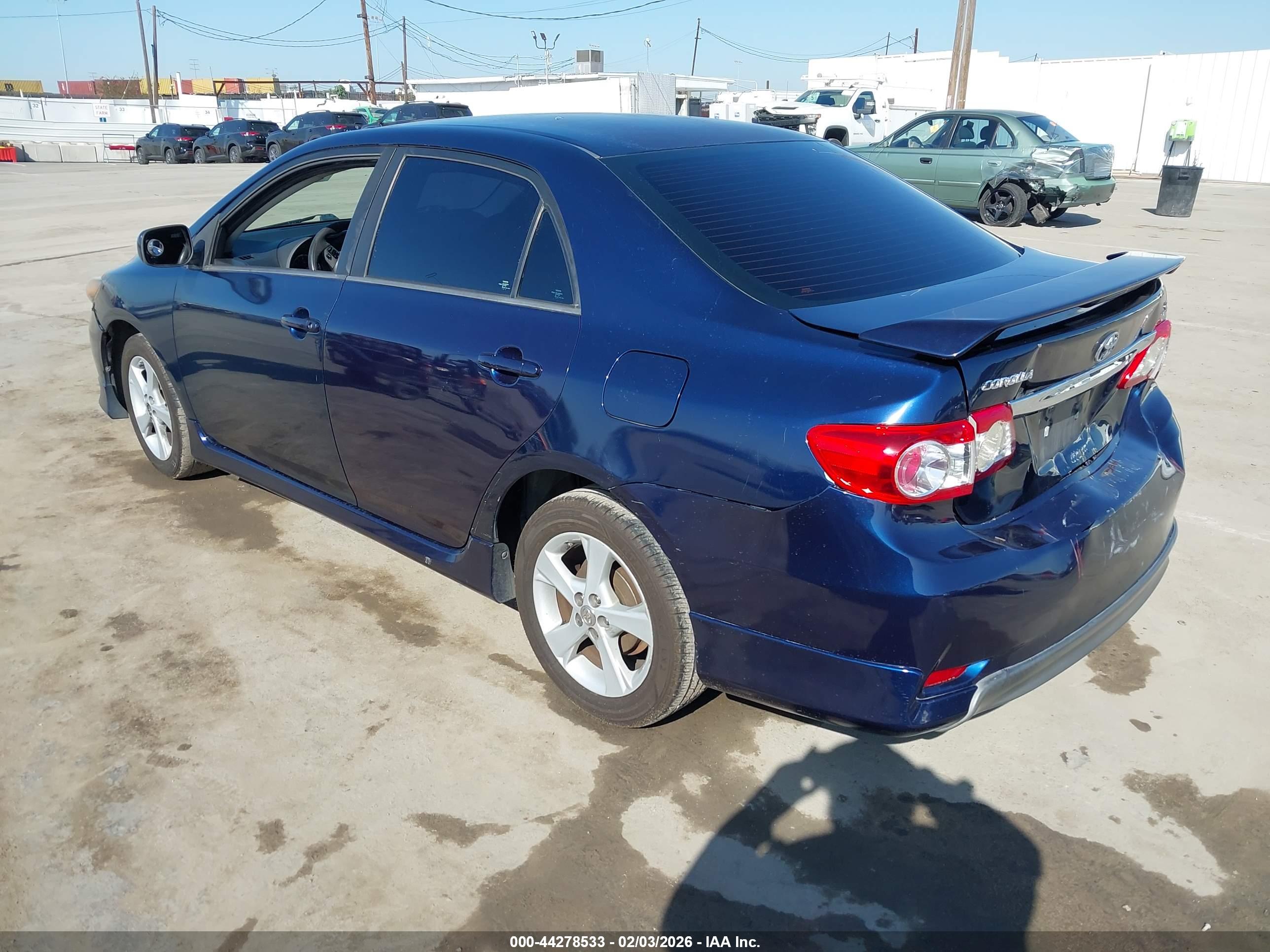 TOYOTA COROLLA image 3