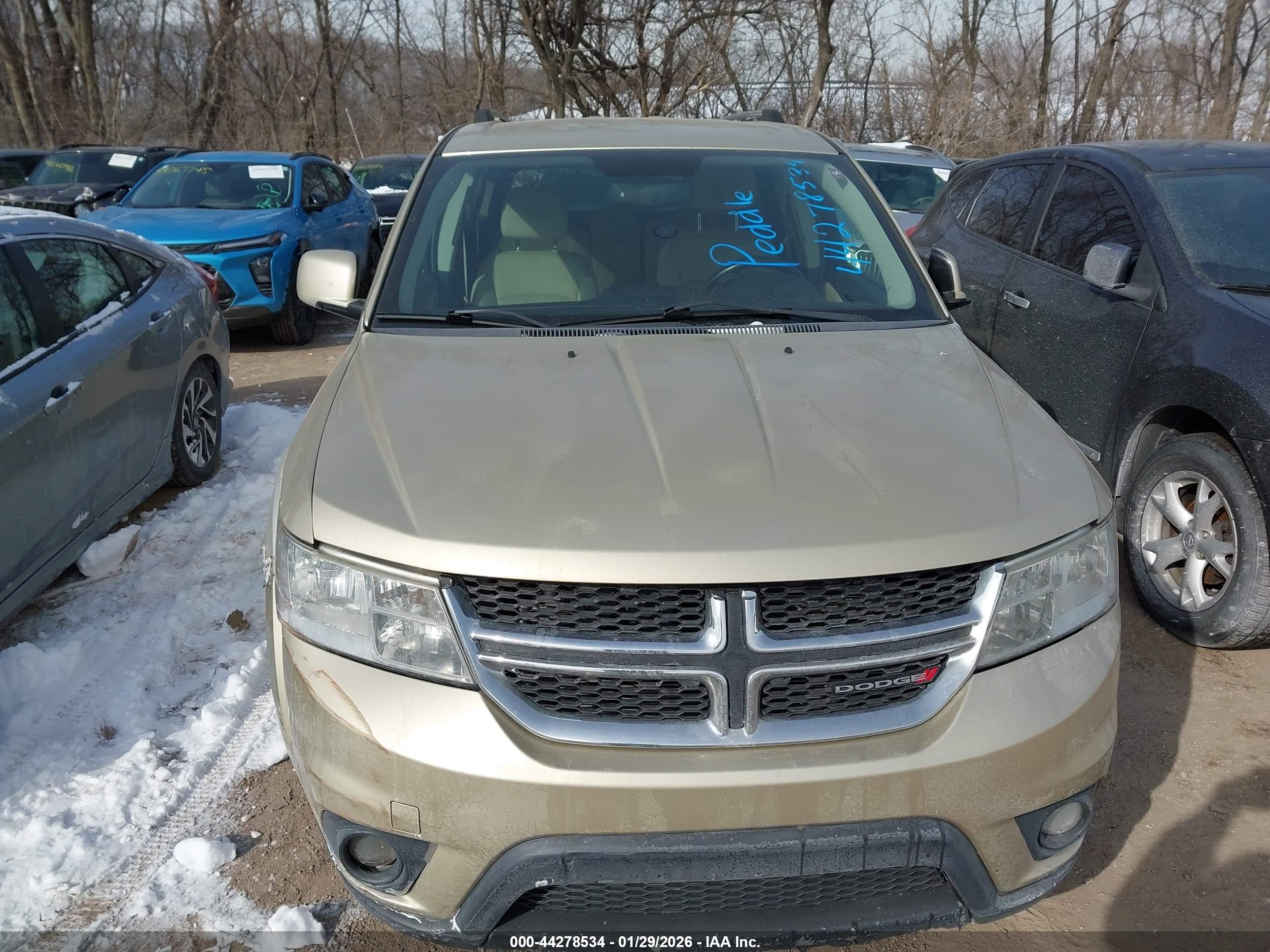DODGE JOURNEY image 6