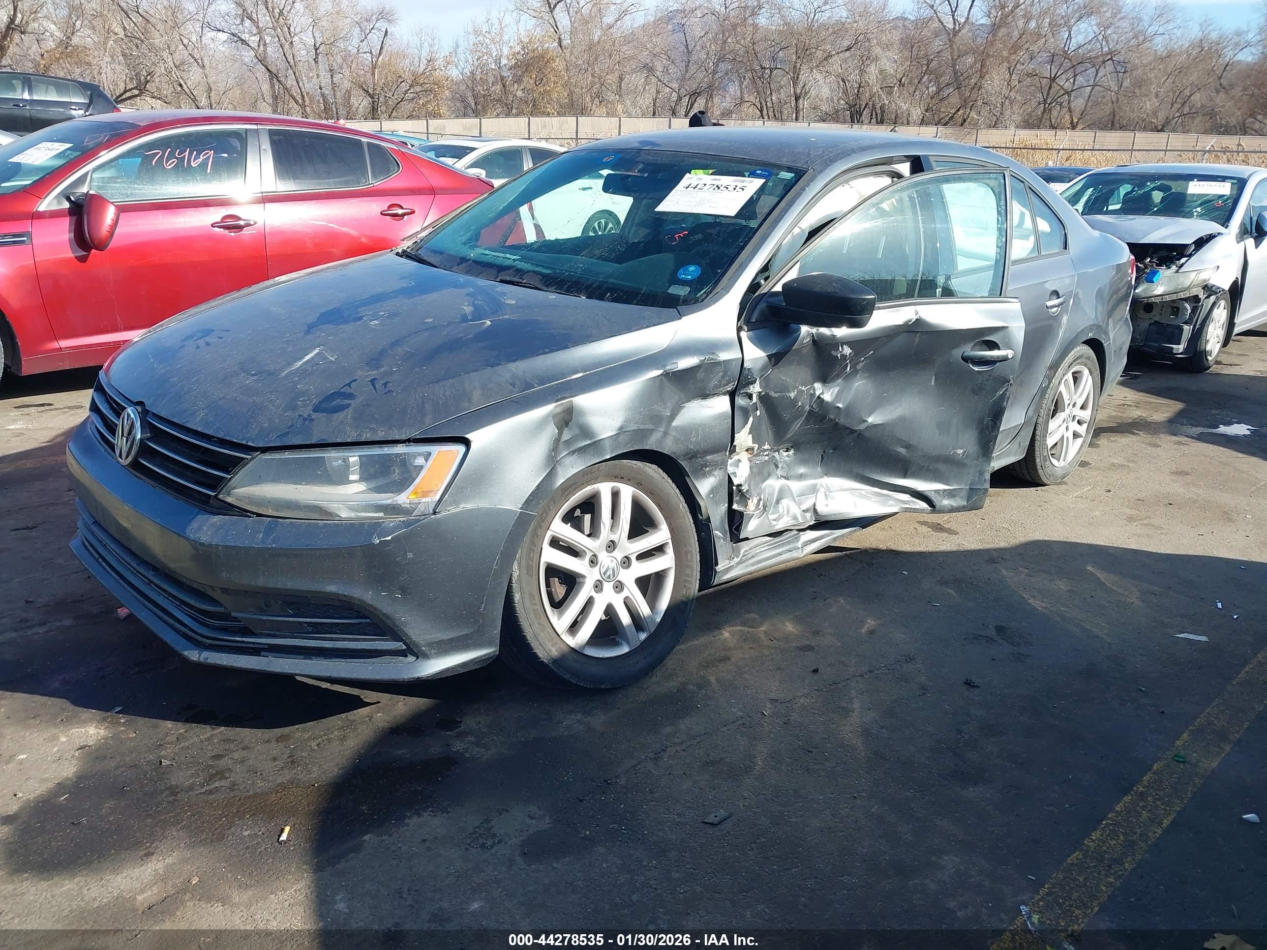VOLKSWAGEN JETTA image 2
