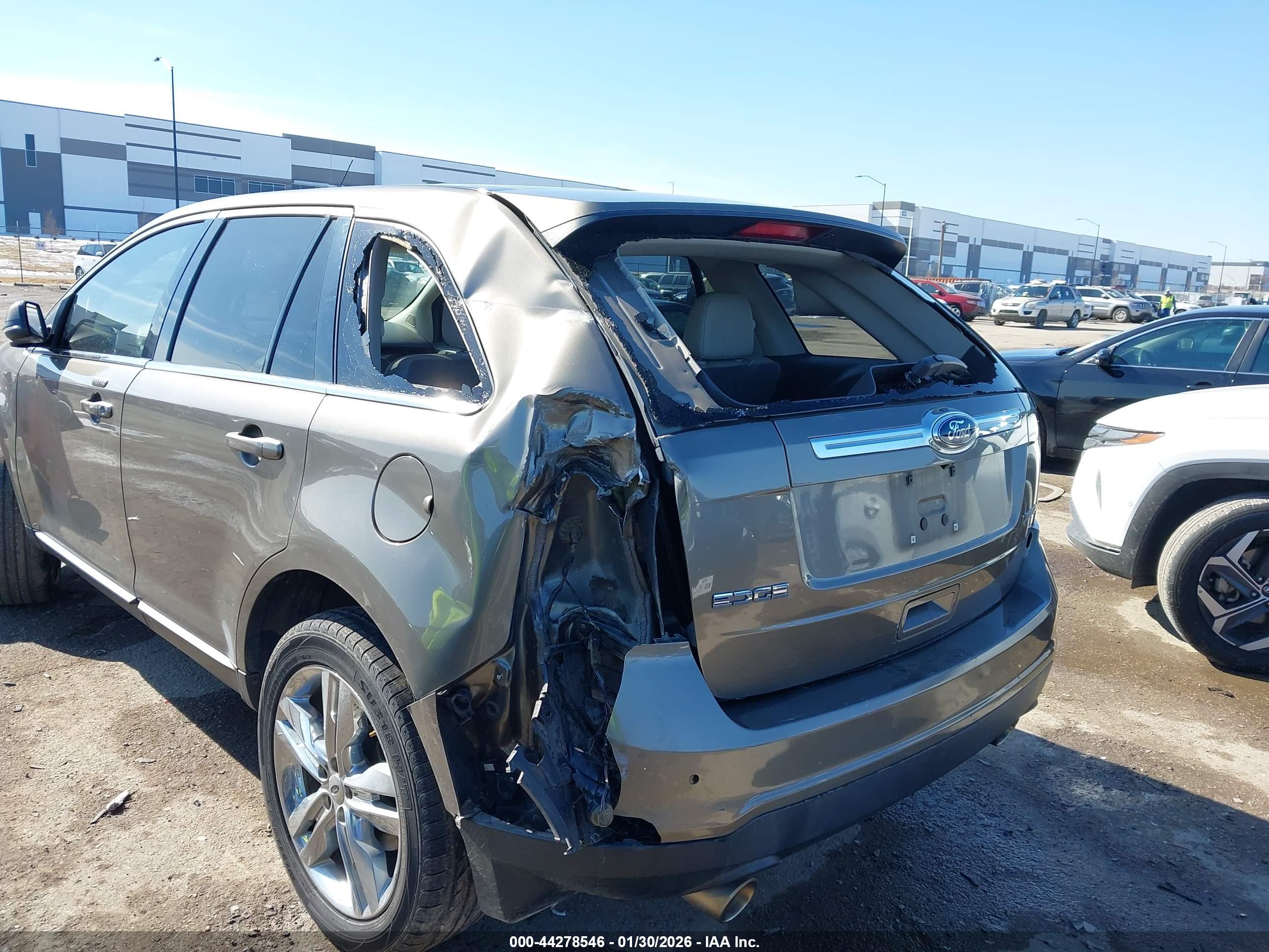 FORD EDGE image 6