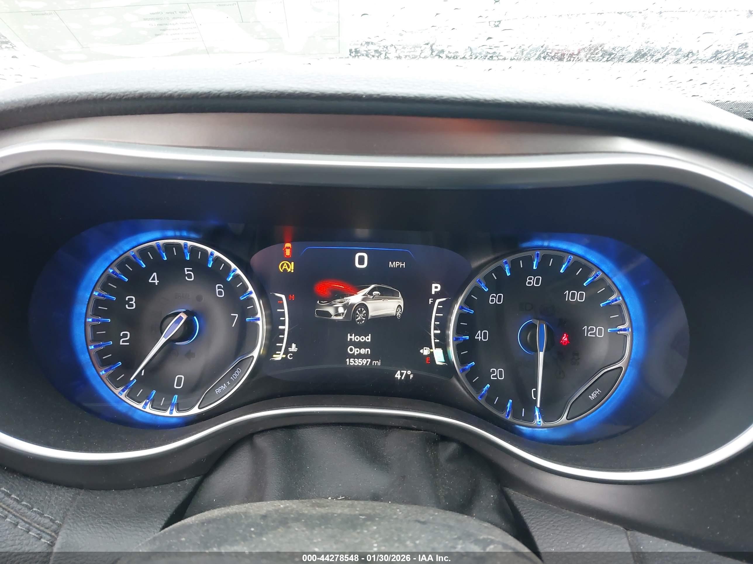 CHRYSLER PACIFICA image 7