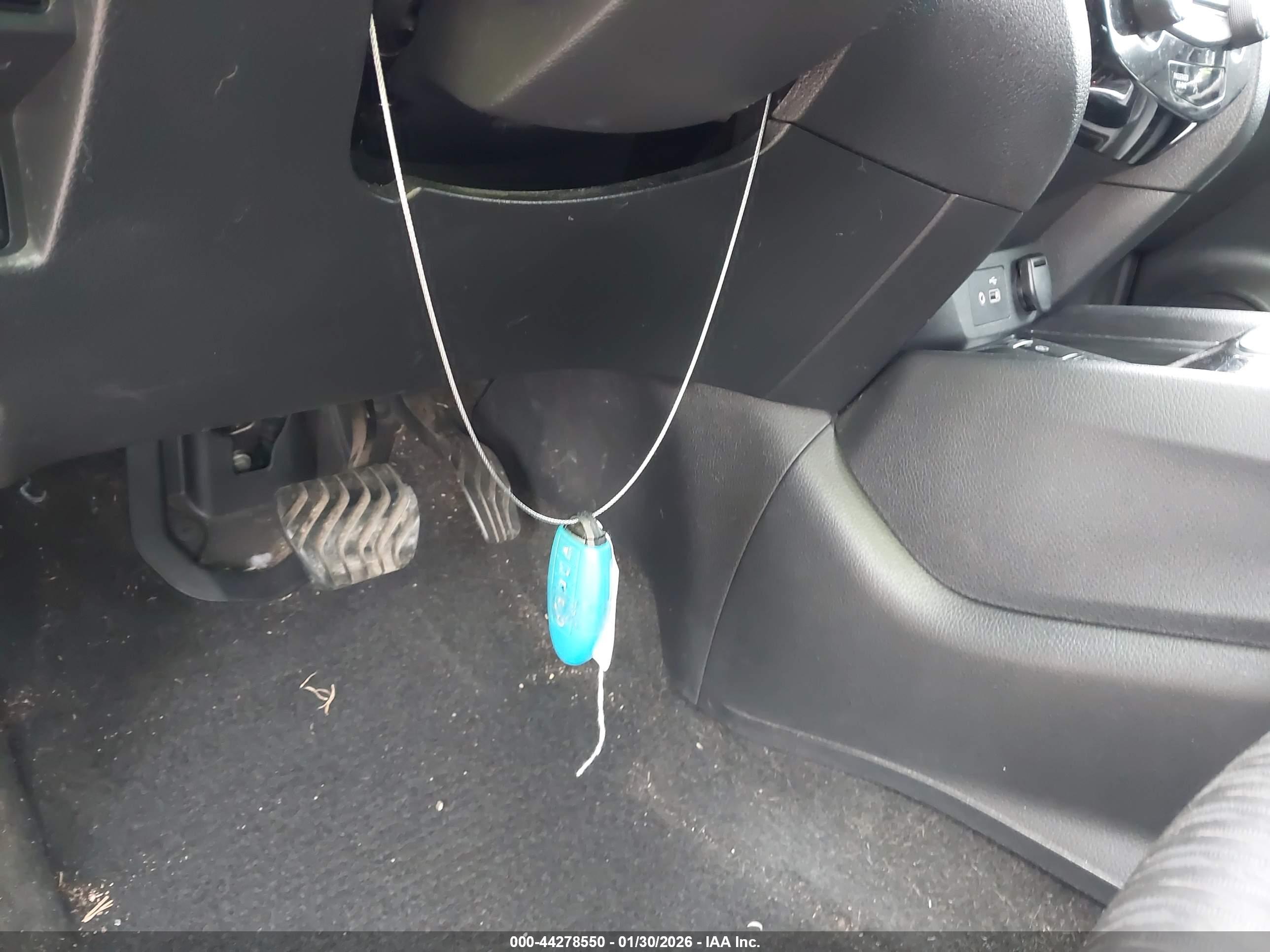 NISSAN ROGUE image 11