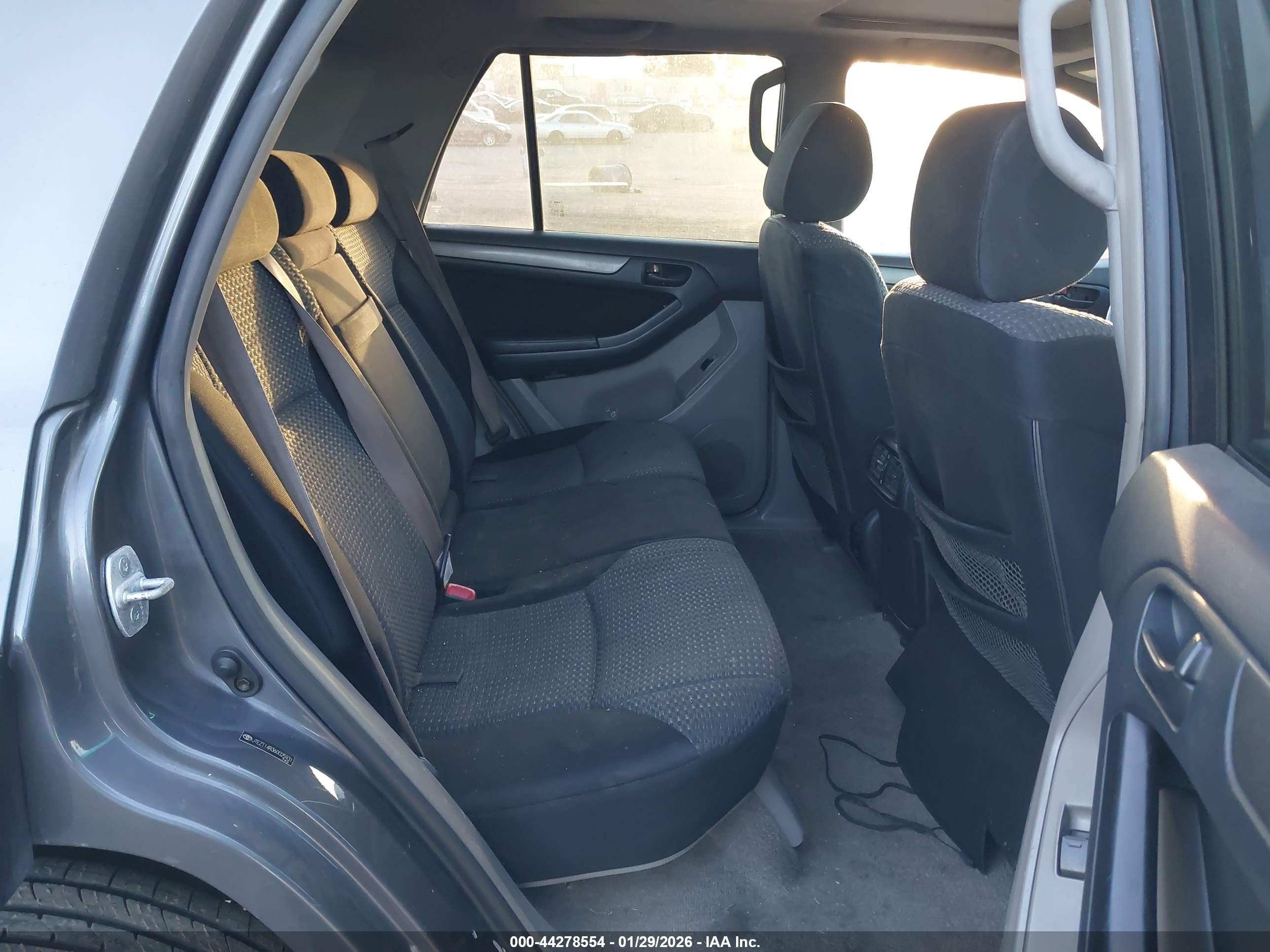 TOYOTA 4RUNNER image 8