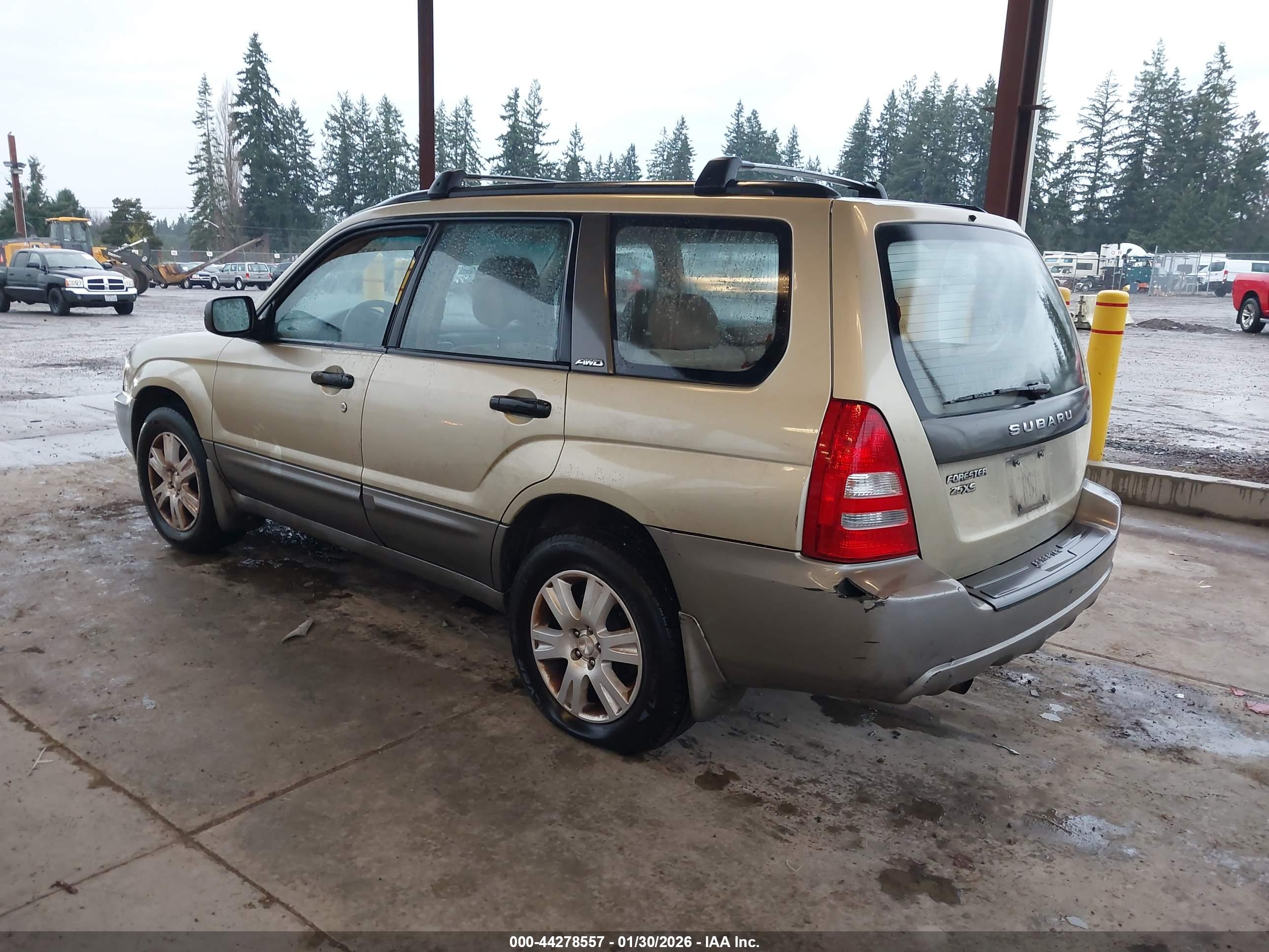 SUBARU FORESTER image 3