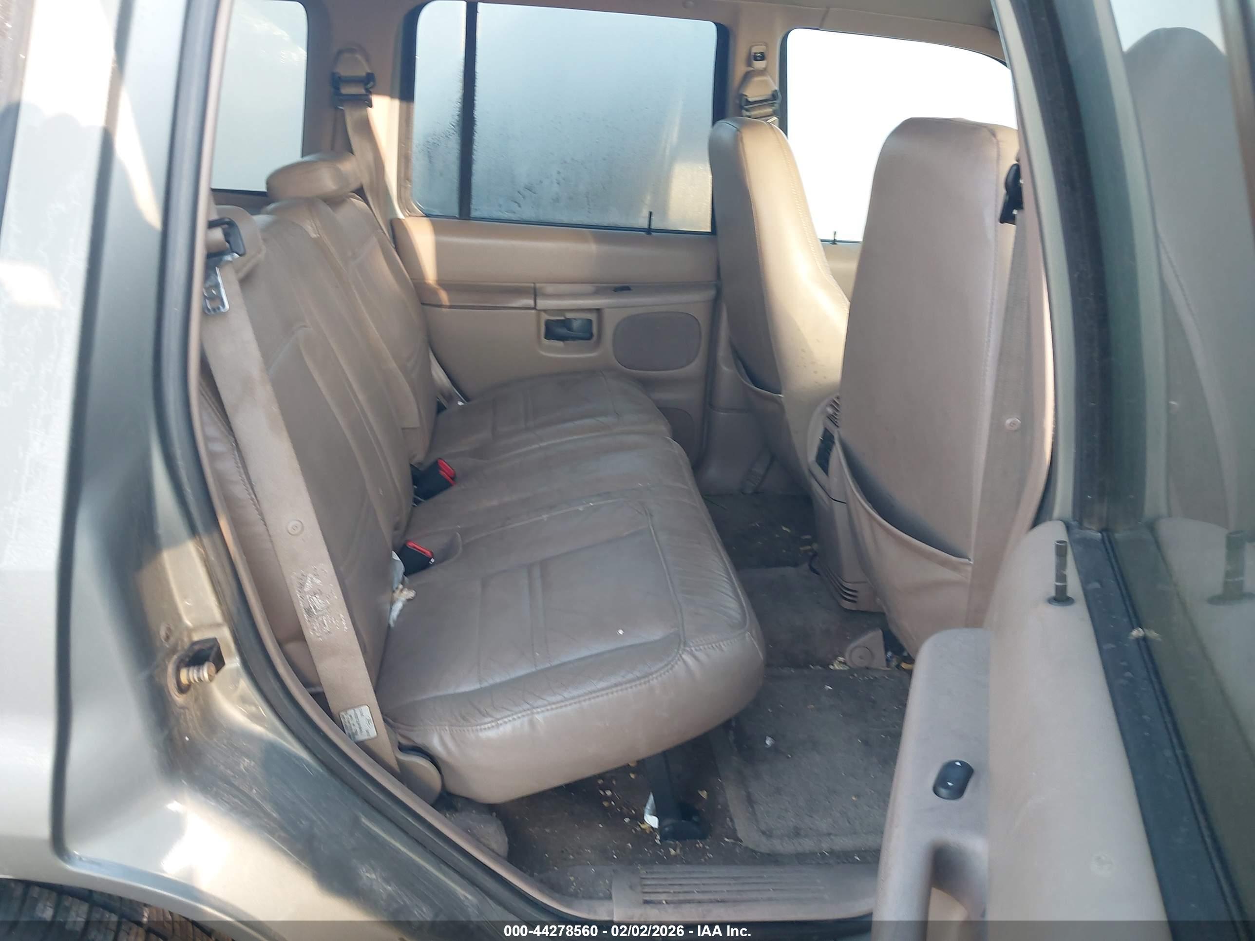 MERCURY MOUNTAINEER image 8