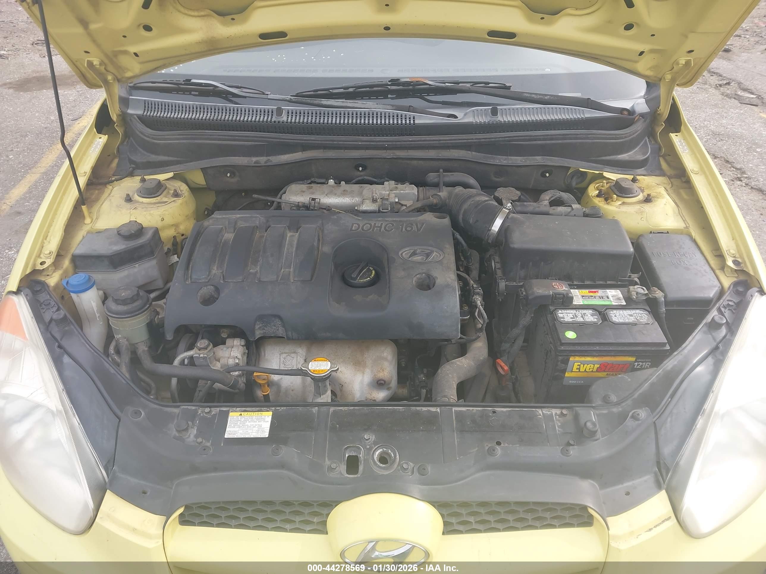 HYUNDAI ACCENT image 10