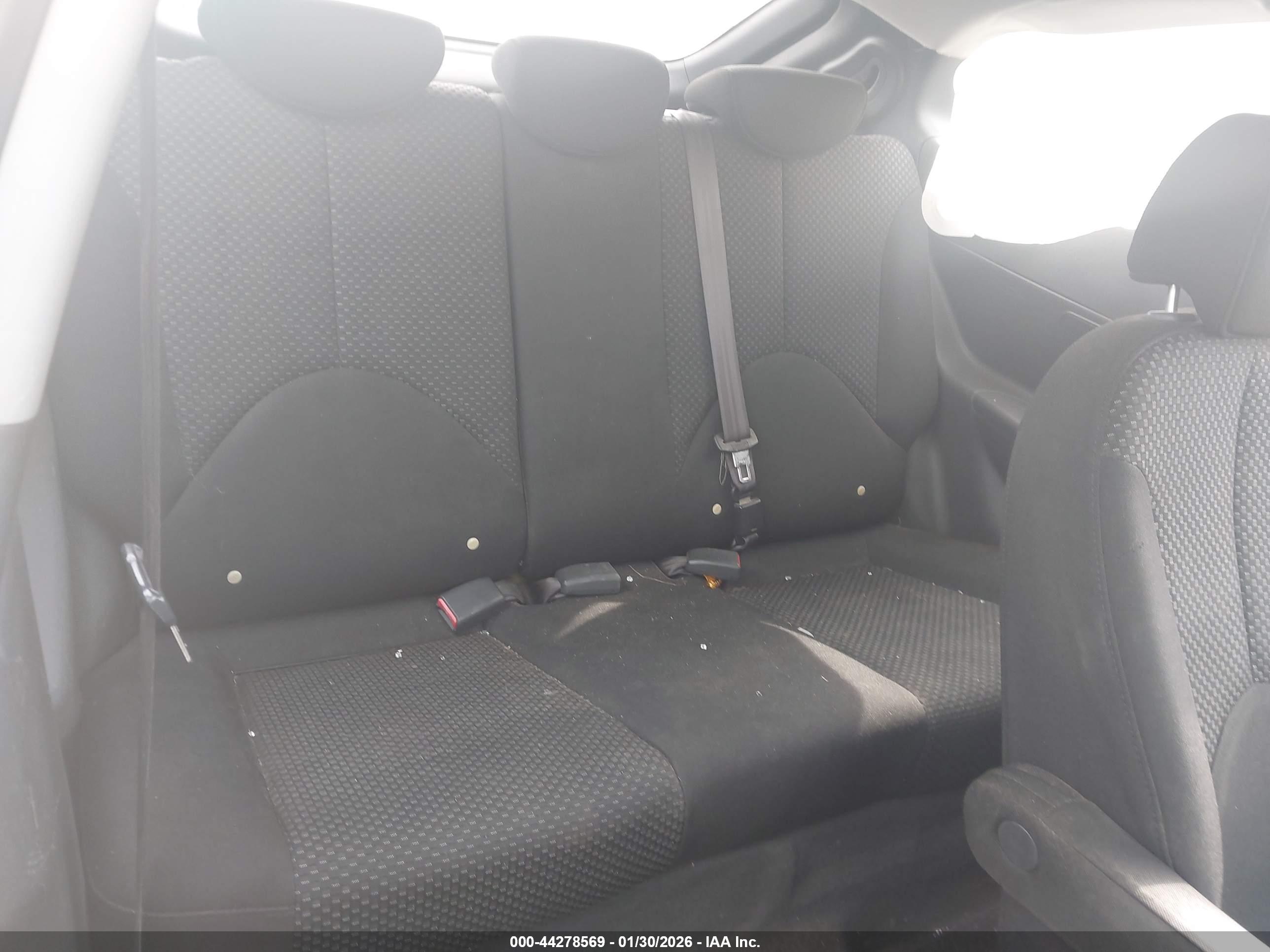 HYUNDAI ACCENT image 8