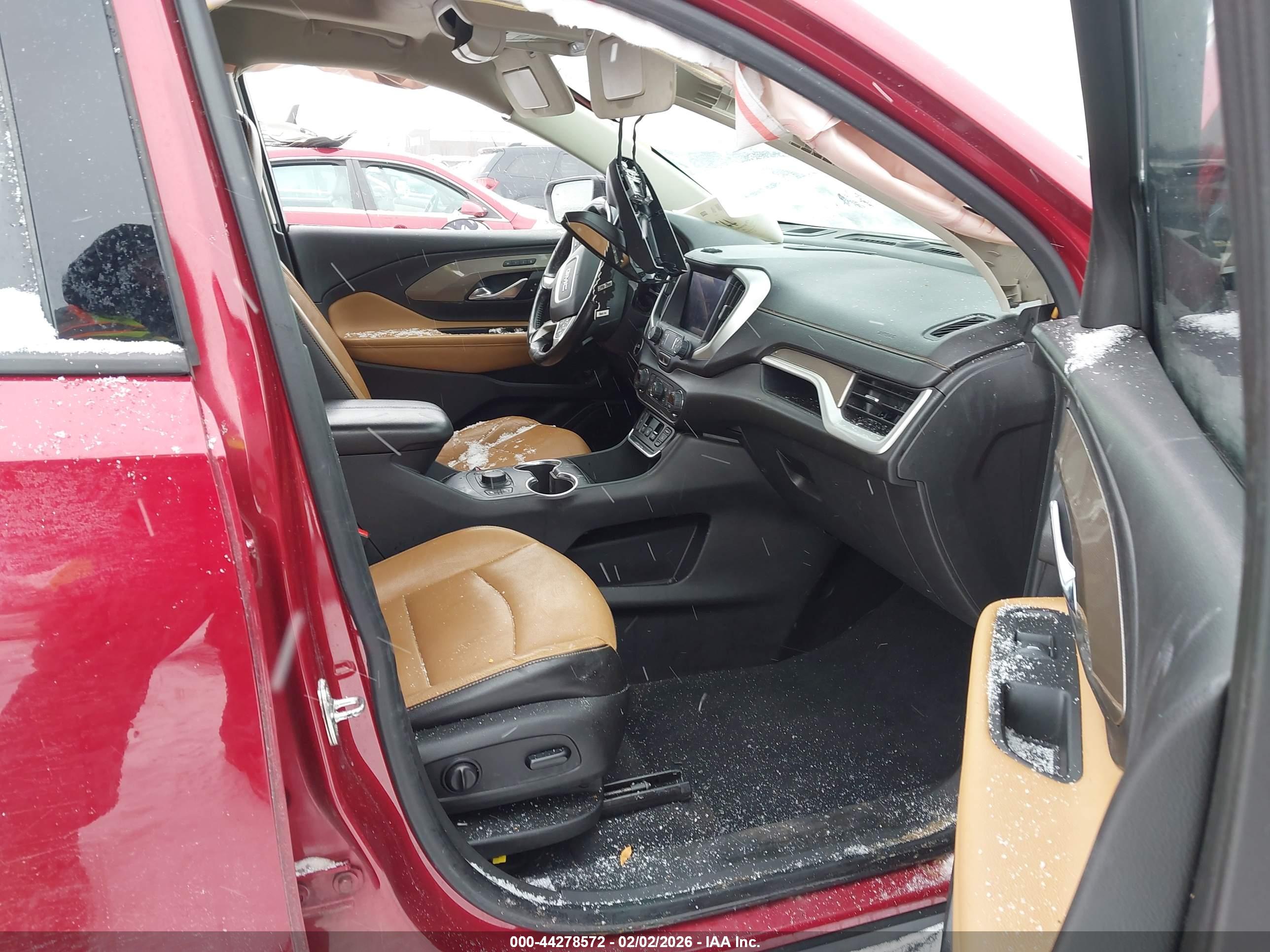 GMC TERRAIN image 5